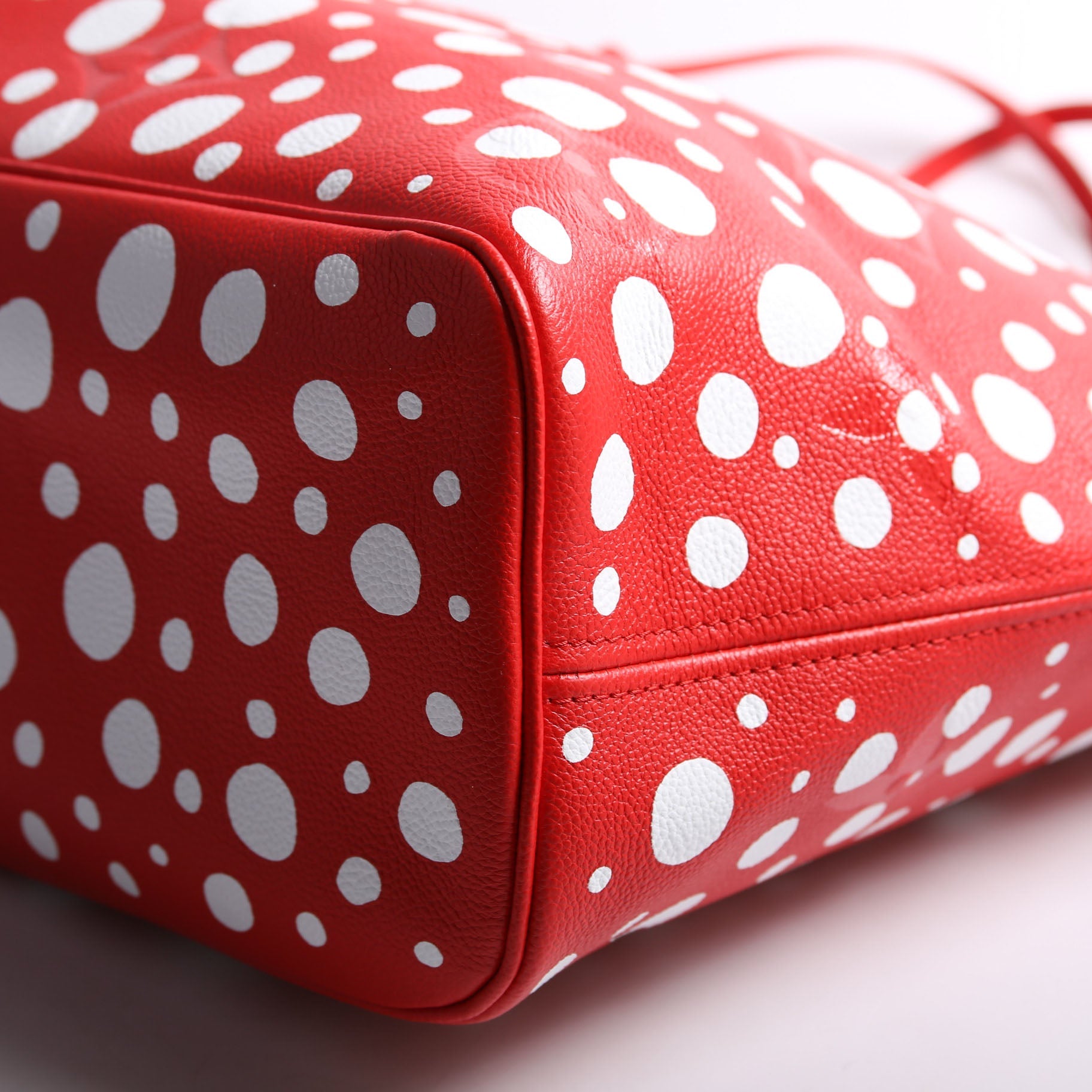 LV x YK Infinity Dots Neverfull with Wallet MM Empreinte Red and White