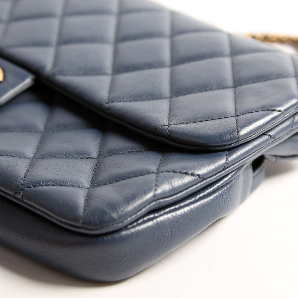 CC Crown Flap Bag Lambskin 18M Navy