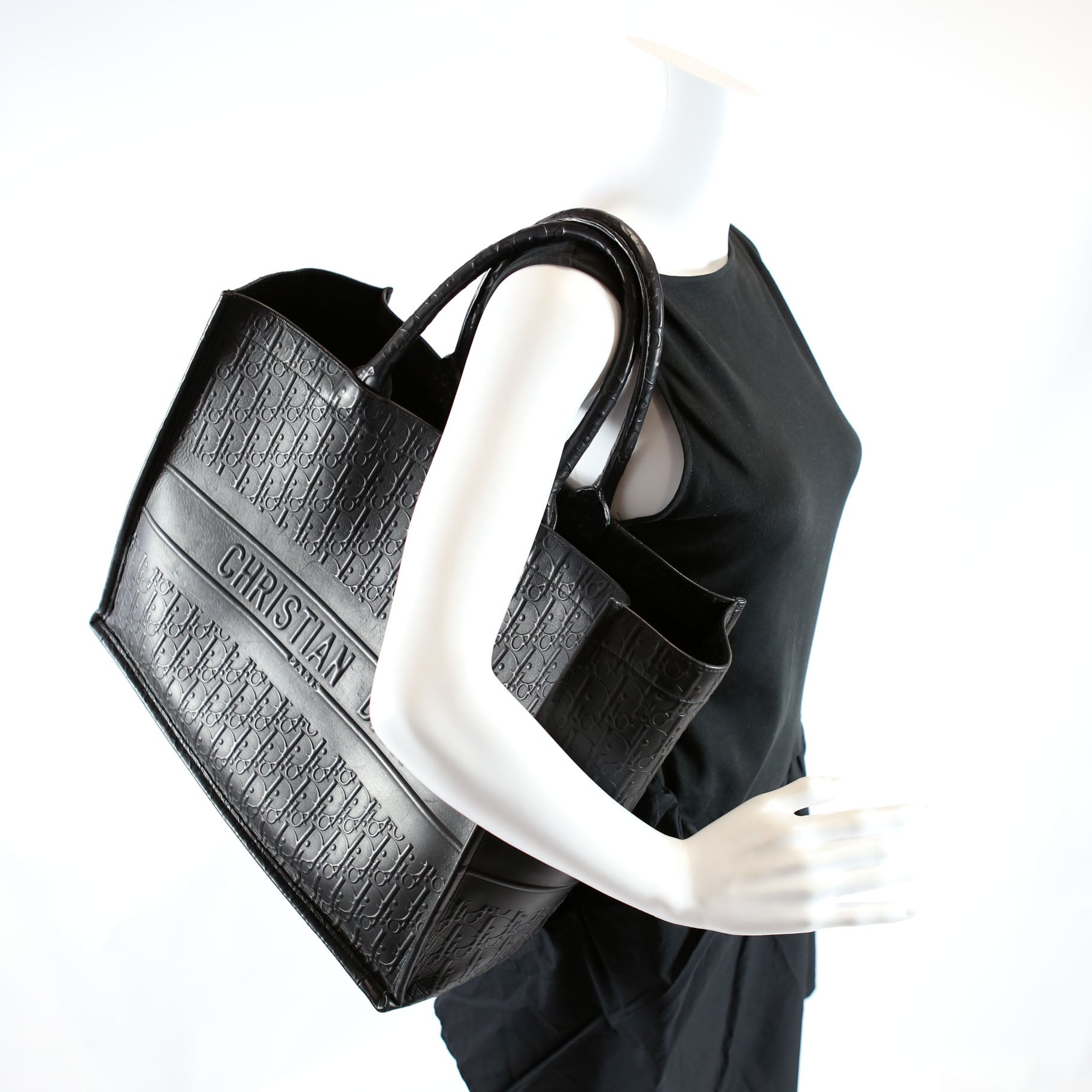 Book Tote Large Calfskin Embossed Black
