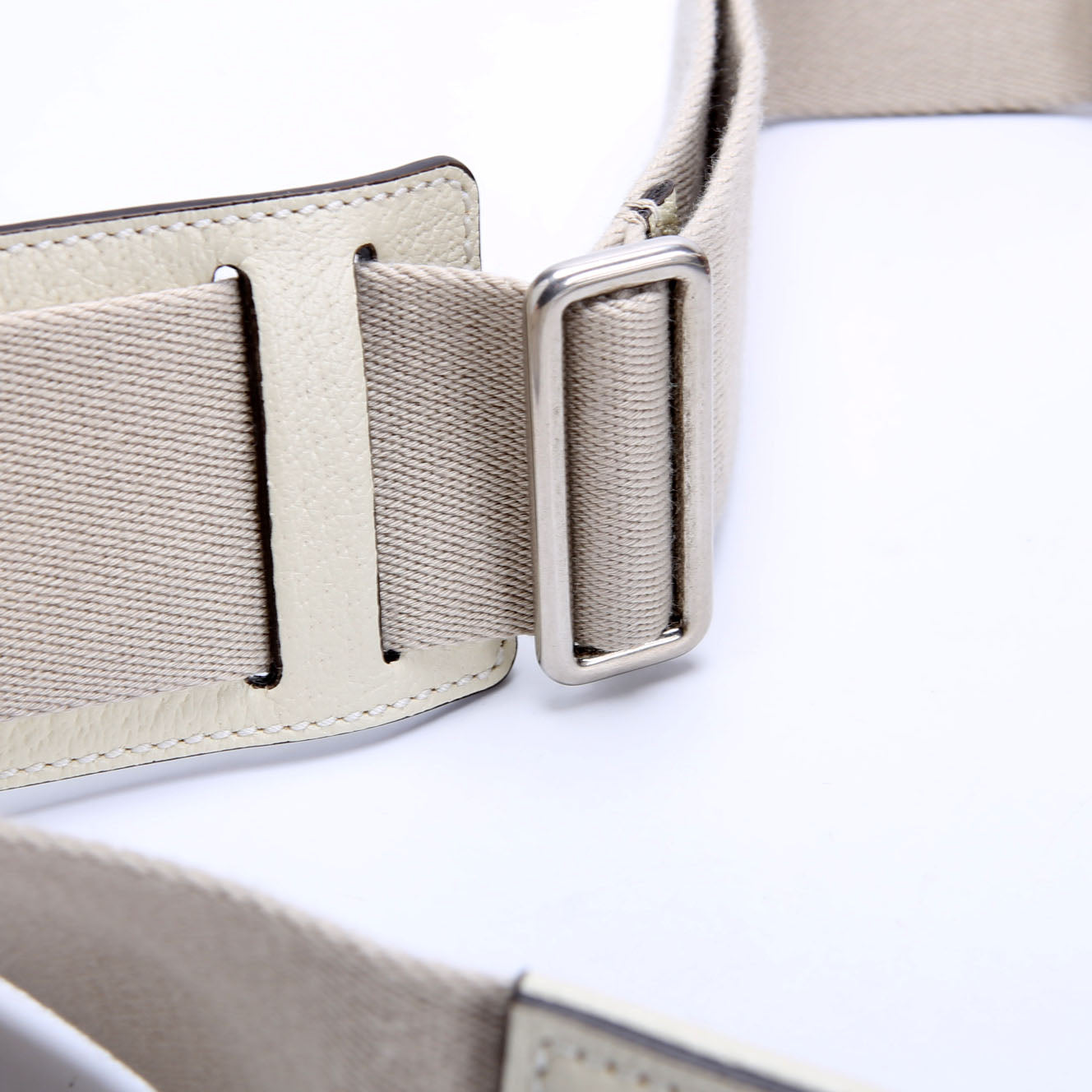 Gucci 701733 Interlocking G Web Canvas Tote White