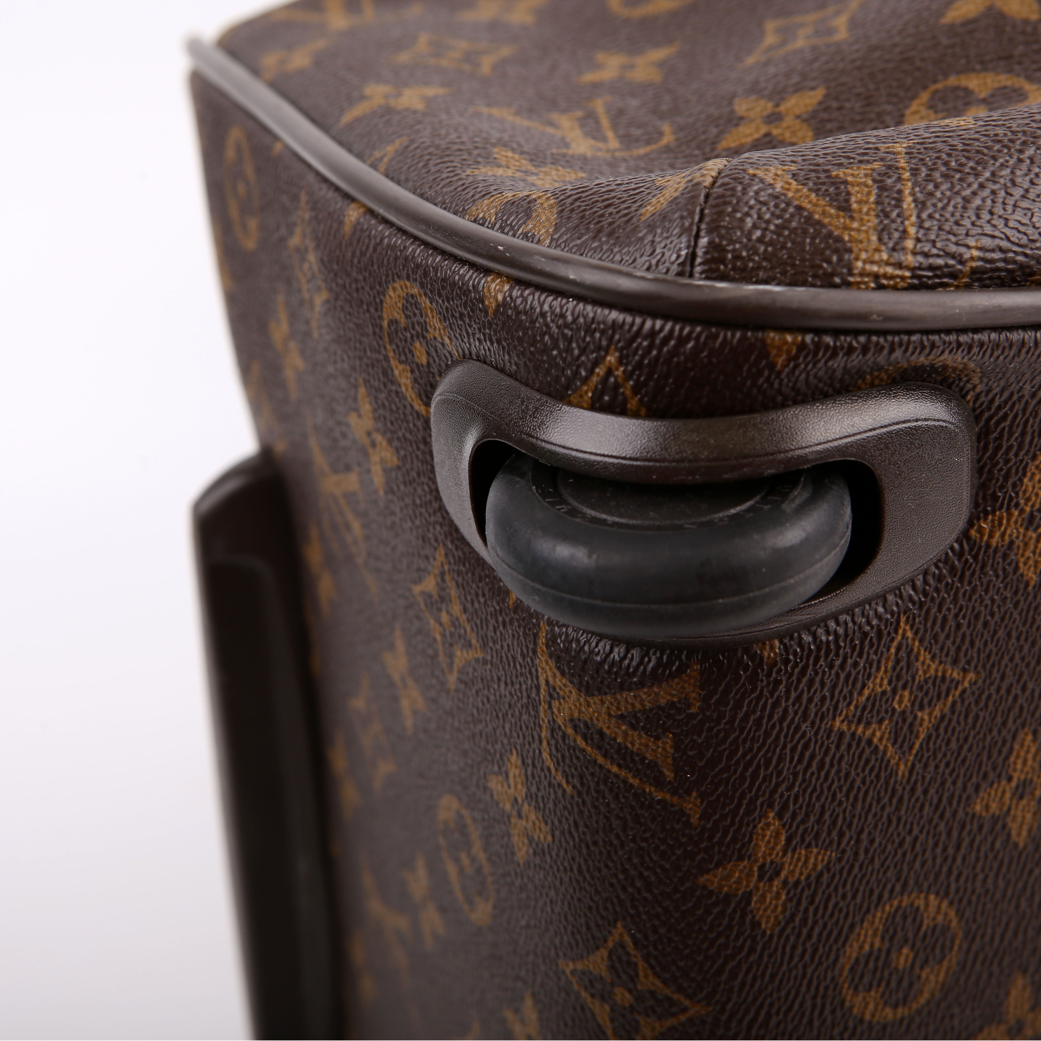 Neo Eole 65 Monogram