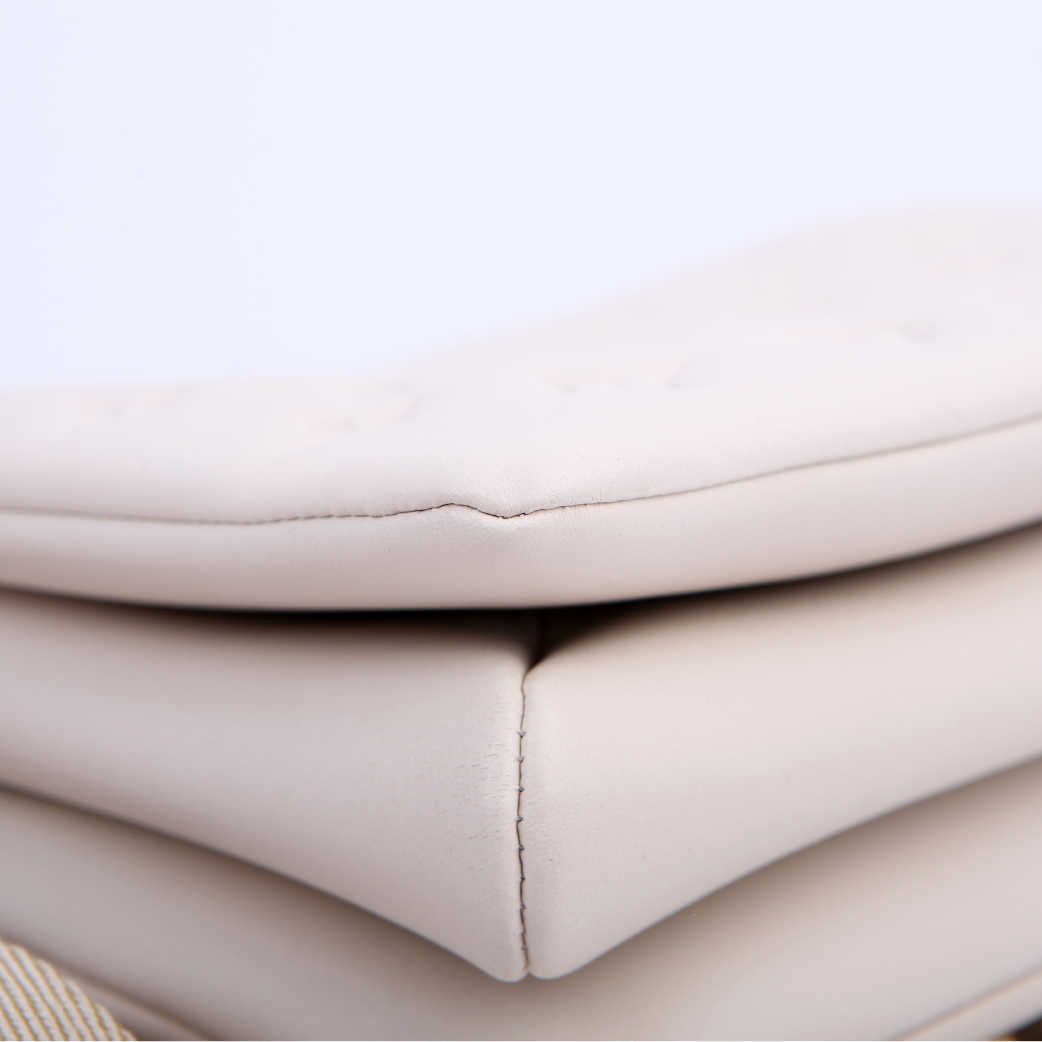 Coussin PM NV Lambskin White