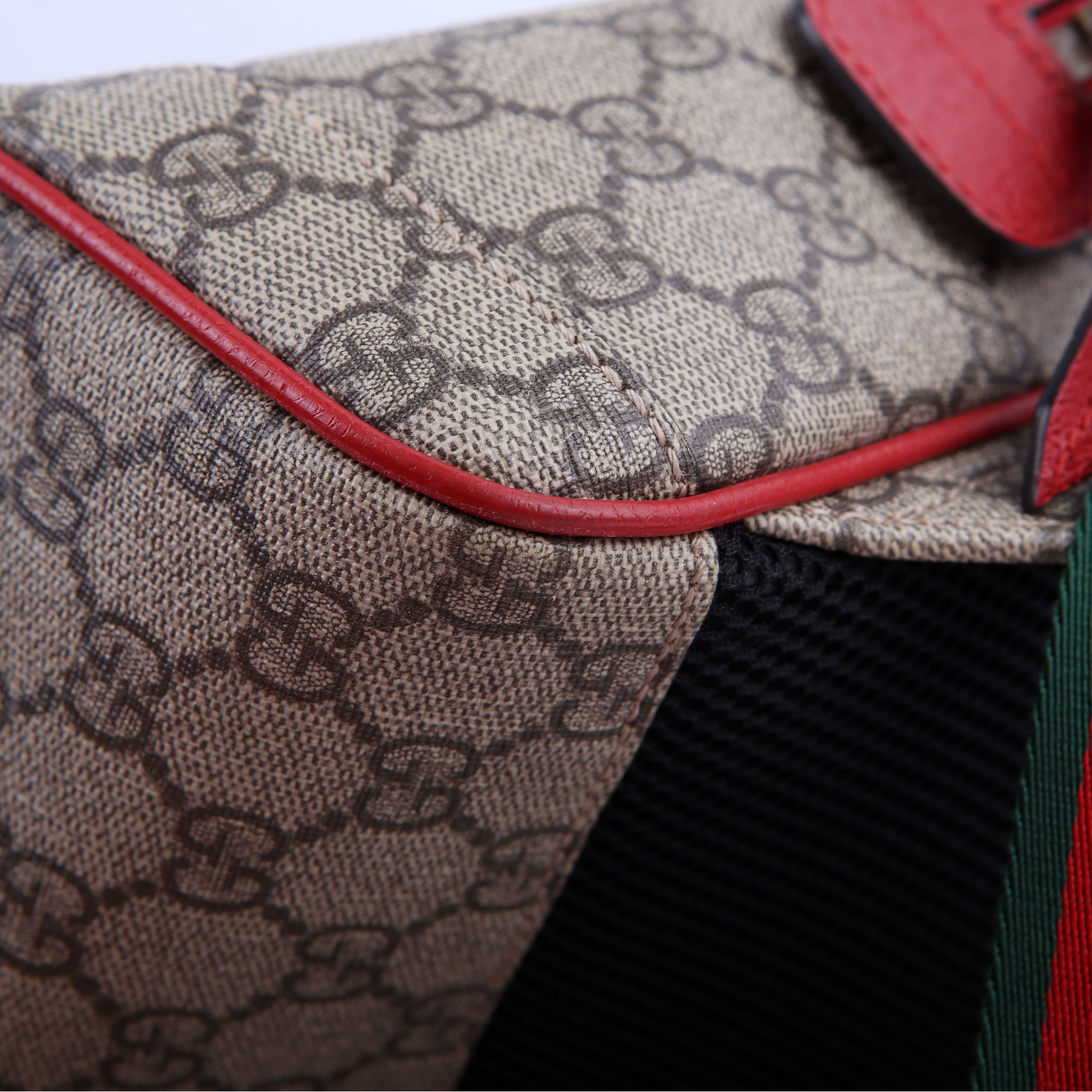 Gucci 495621 GG Supreme Bosco Backpack