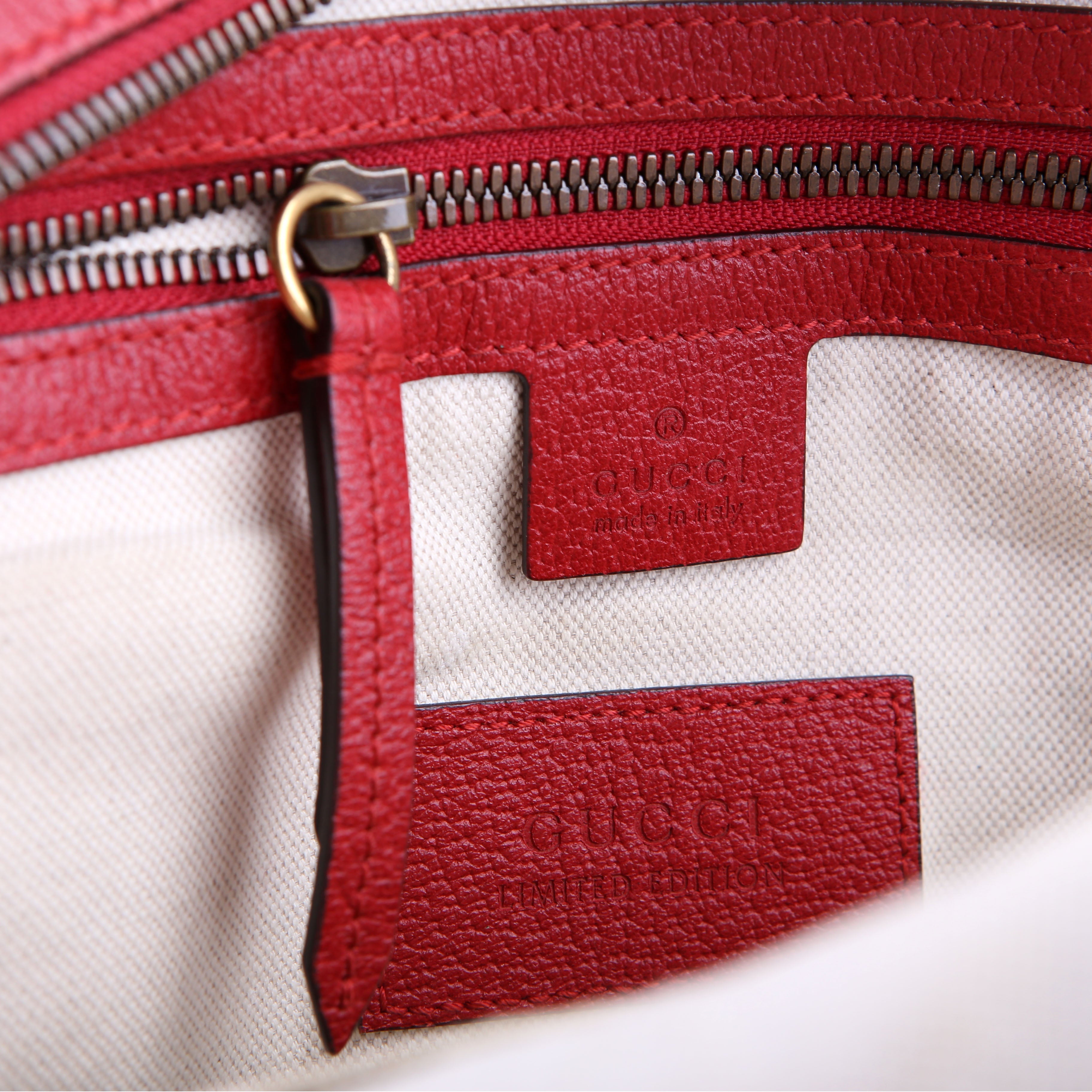 Gucci 495621 GG Supreme Bosco Backpack