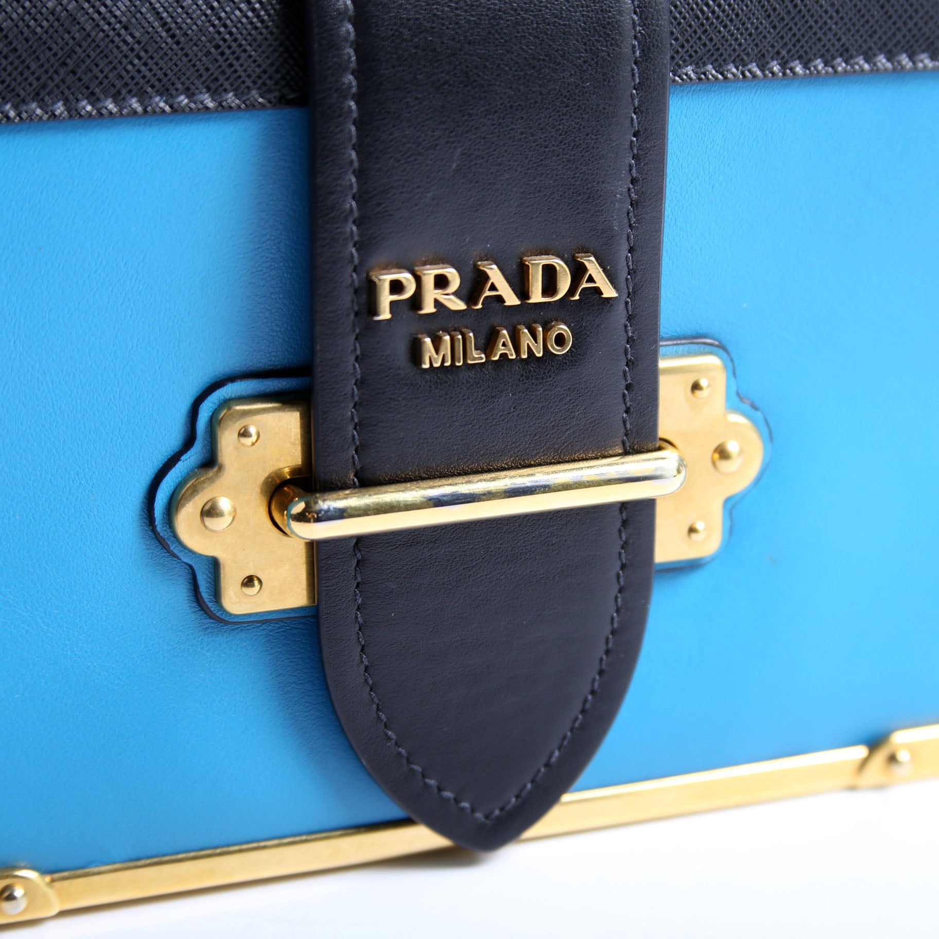 1BD045 Cahier Small Calfskin/Saff Black/Blue
