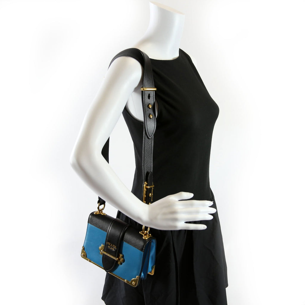 1BD045 Cahier Small Calfskin/Saff Black/Blue