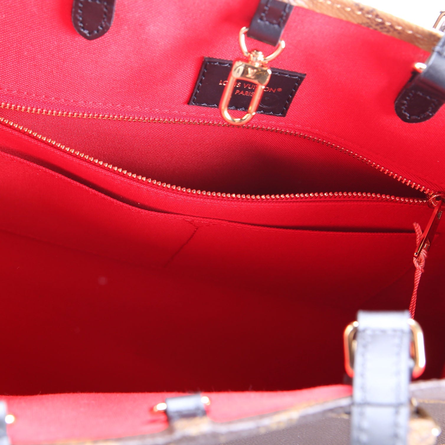 ONTHEGO MM Monogram Reversed Monogram