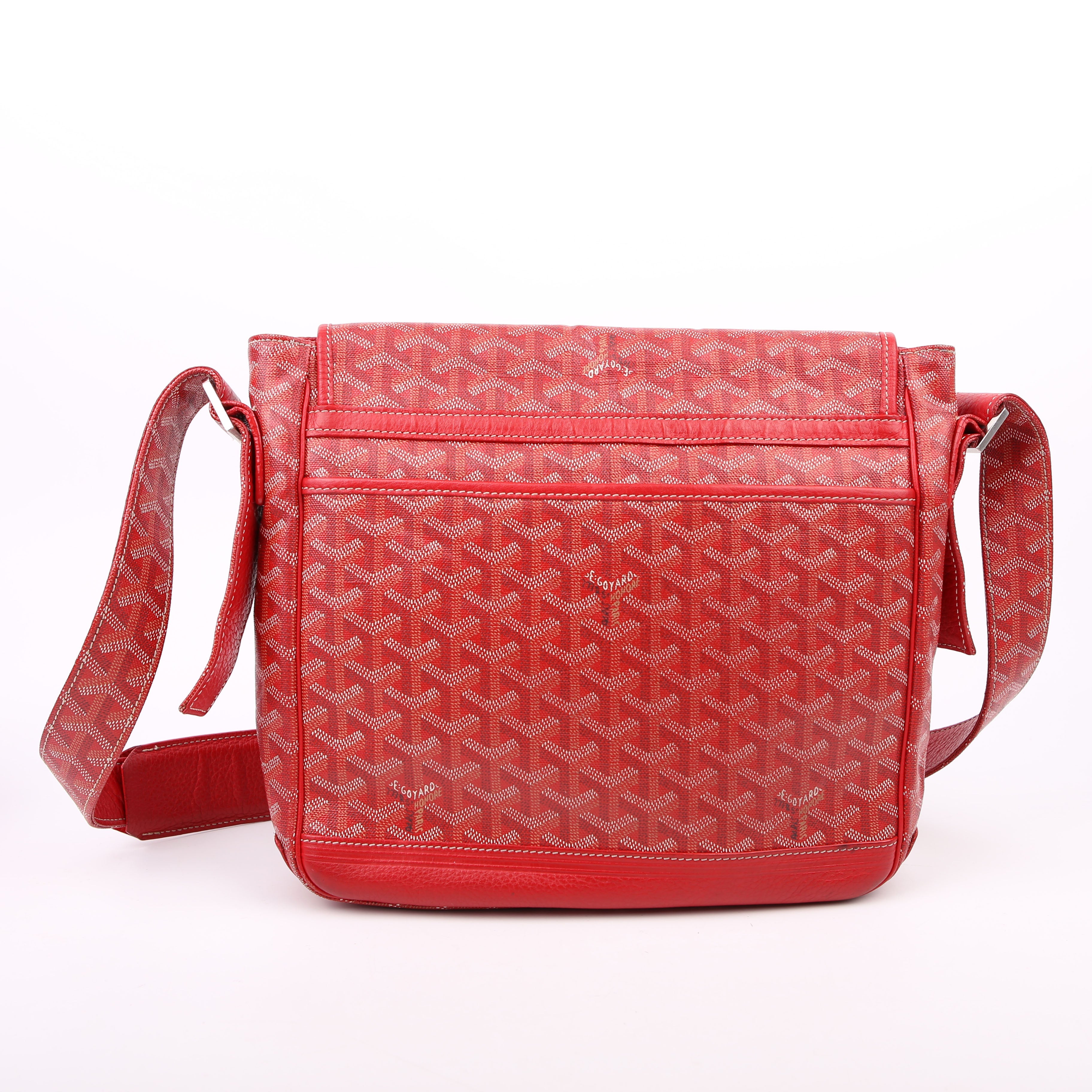 Grand Bleu MM Goyardine Red