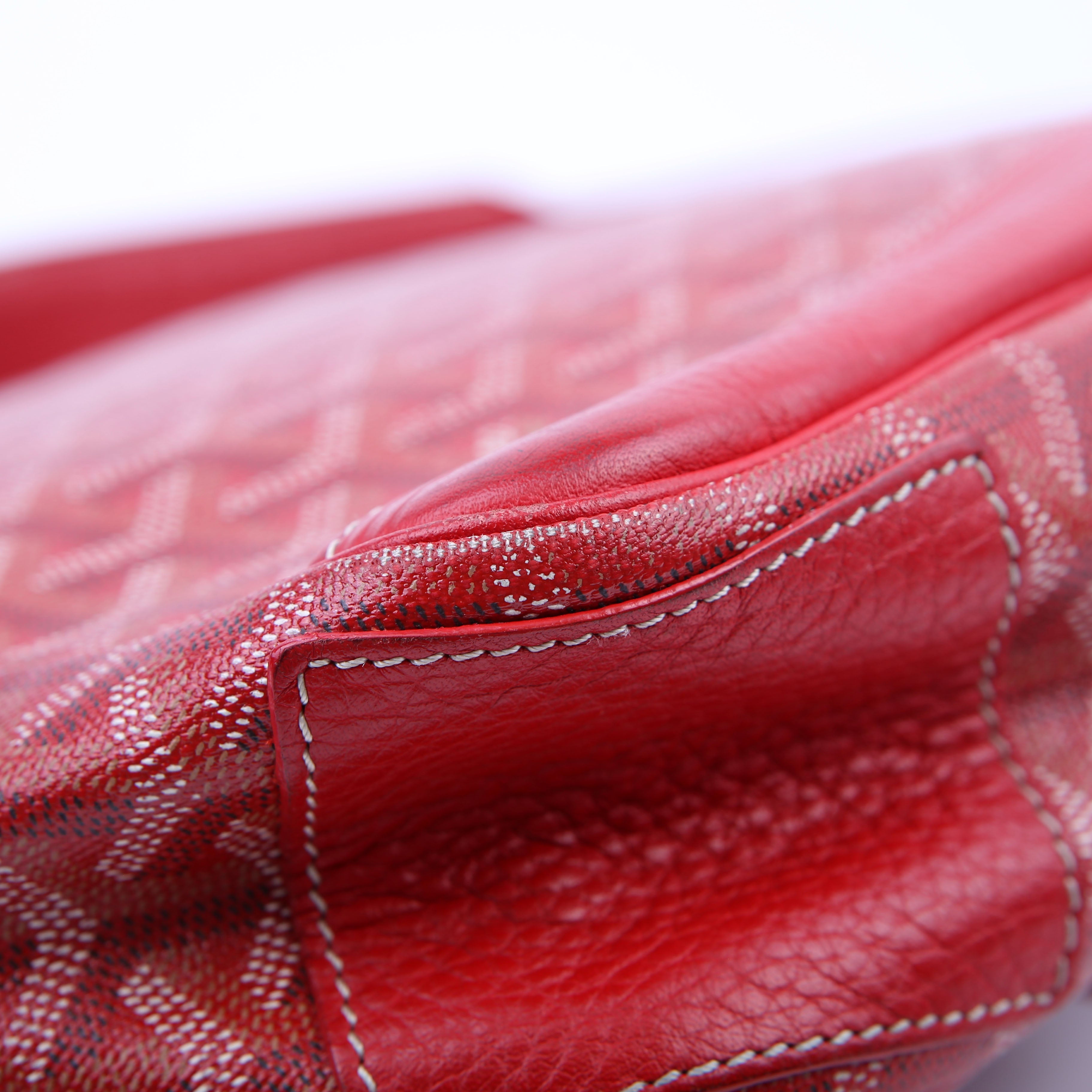 Grand Bleu MM Goyardine Red