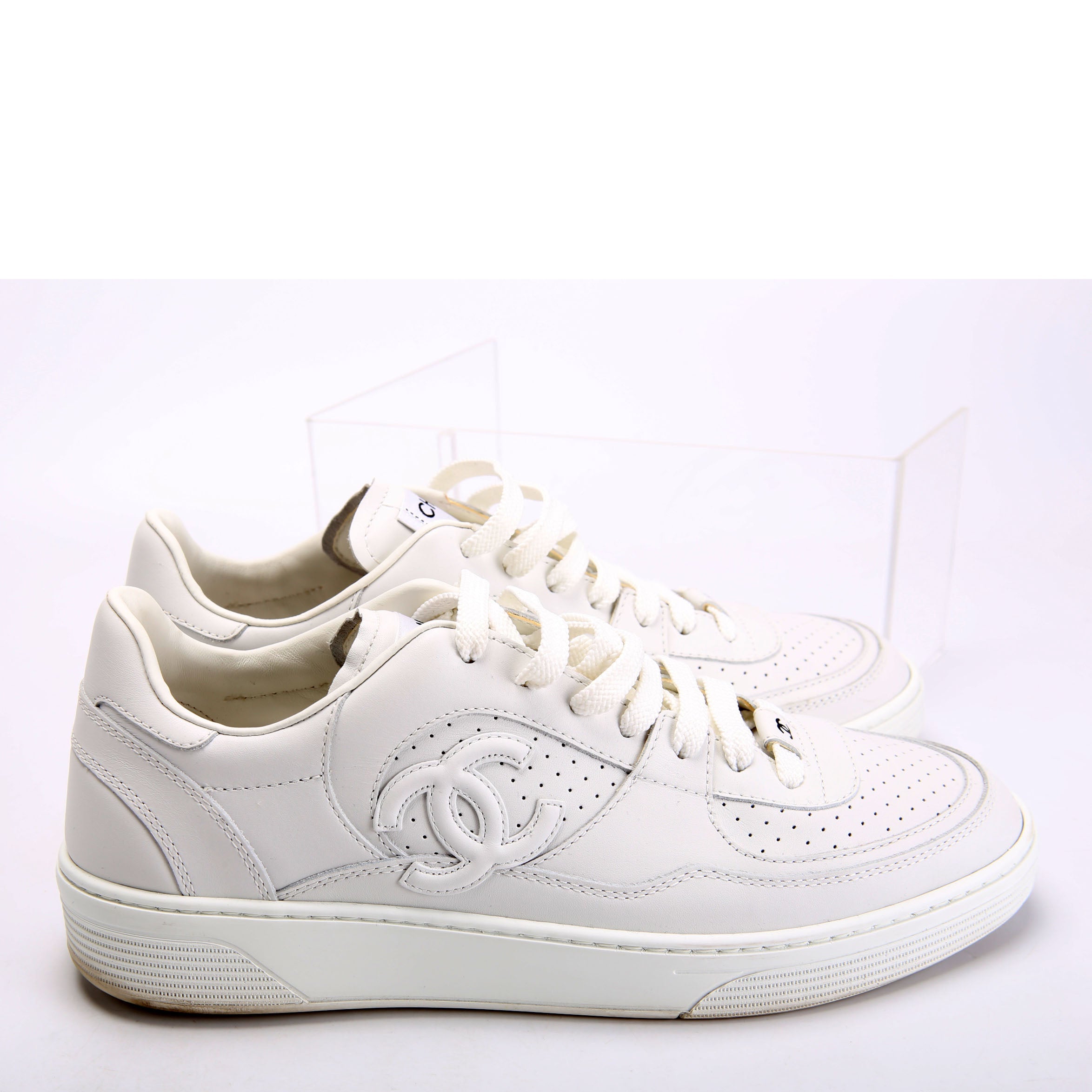 CC Logo Calfskin Sneakers Size 41 White