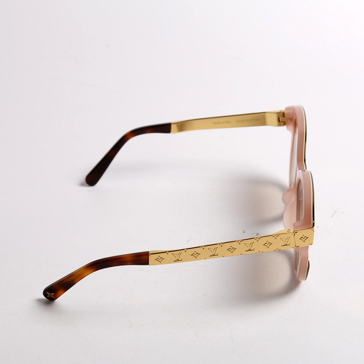 Z1858E Petit Soupcon Cat Eye