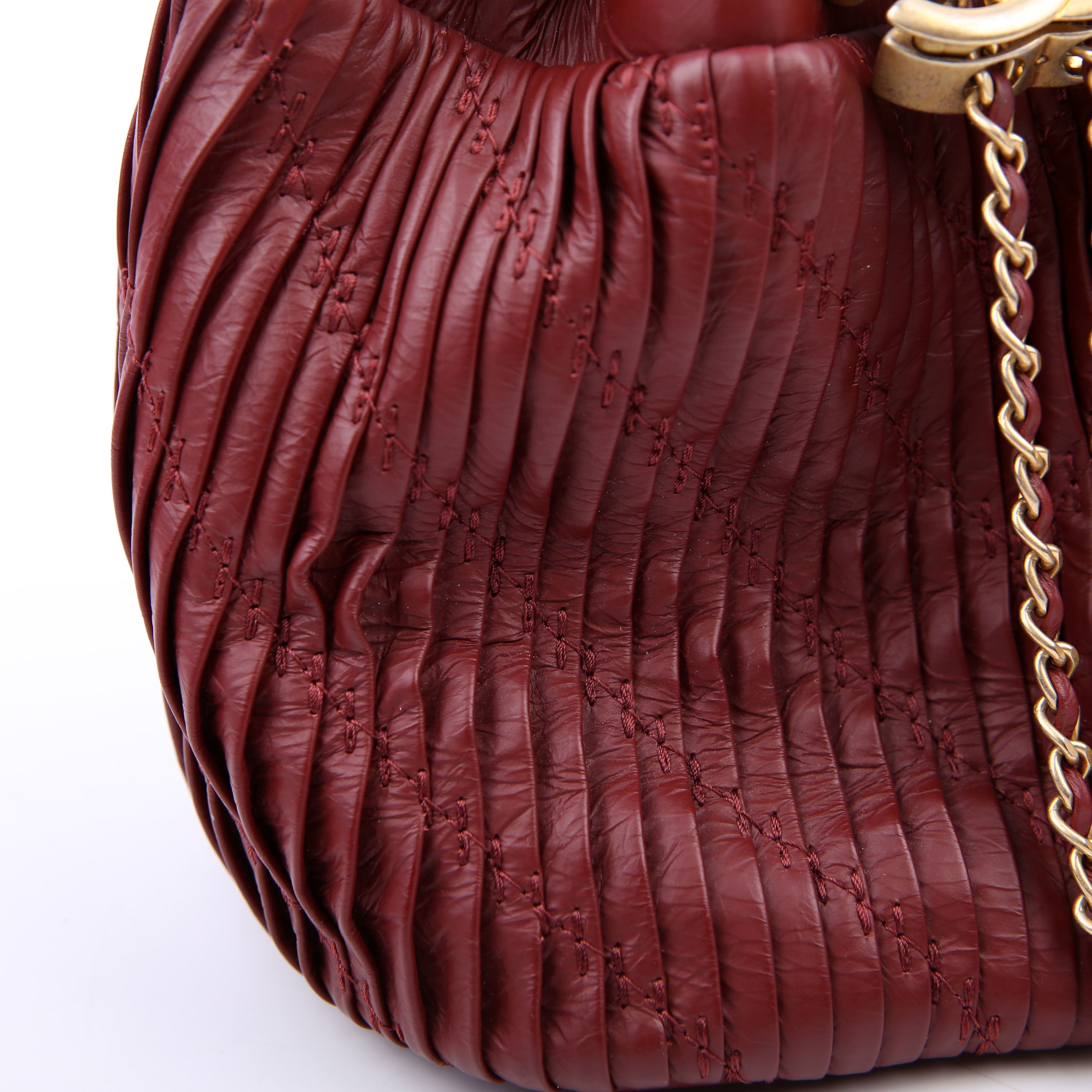 Coco Pleats Drawstring Bag 25M Maroon