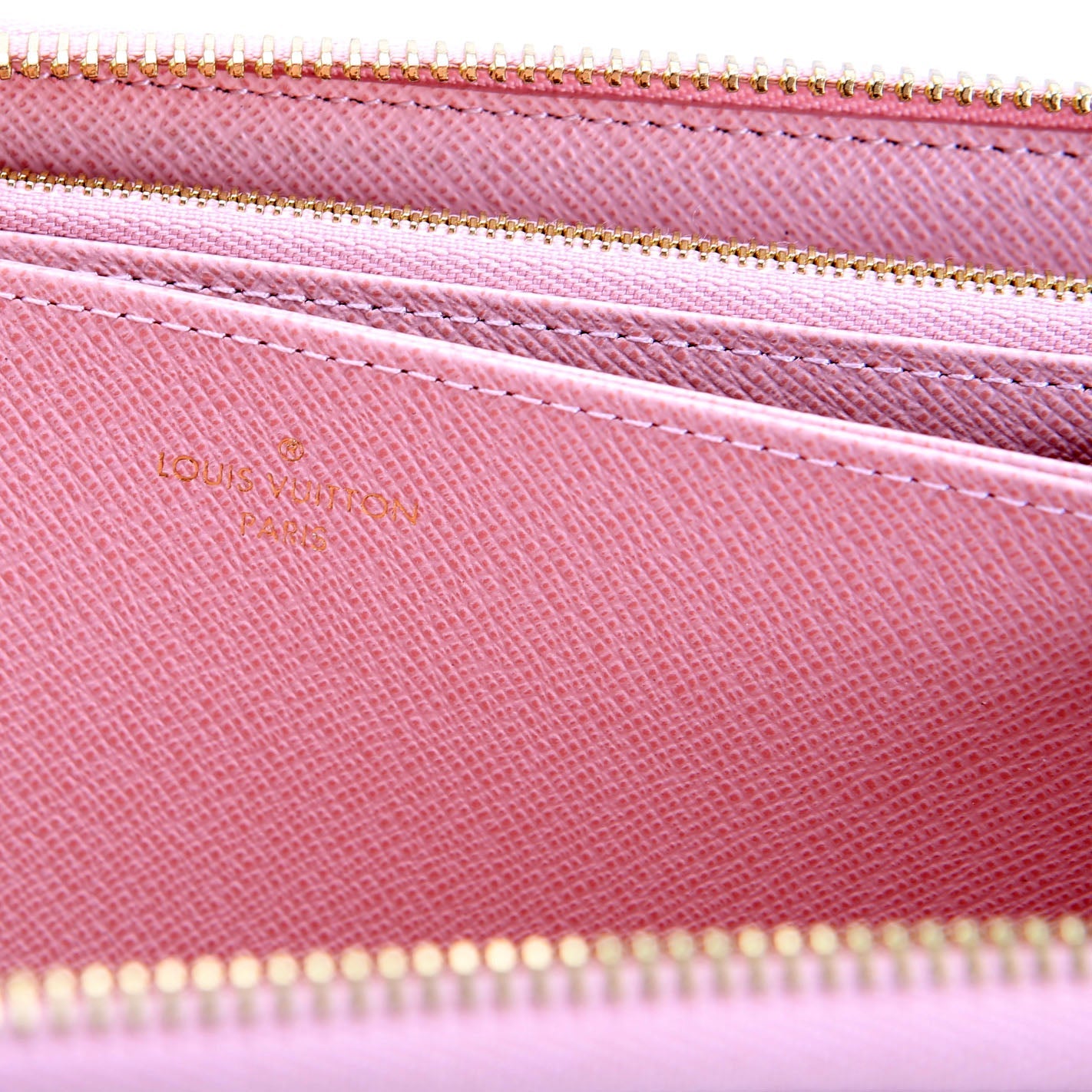 Zippy Wallet Damier Azur Pink