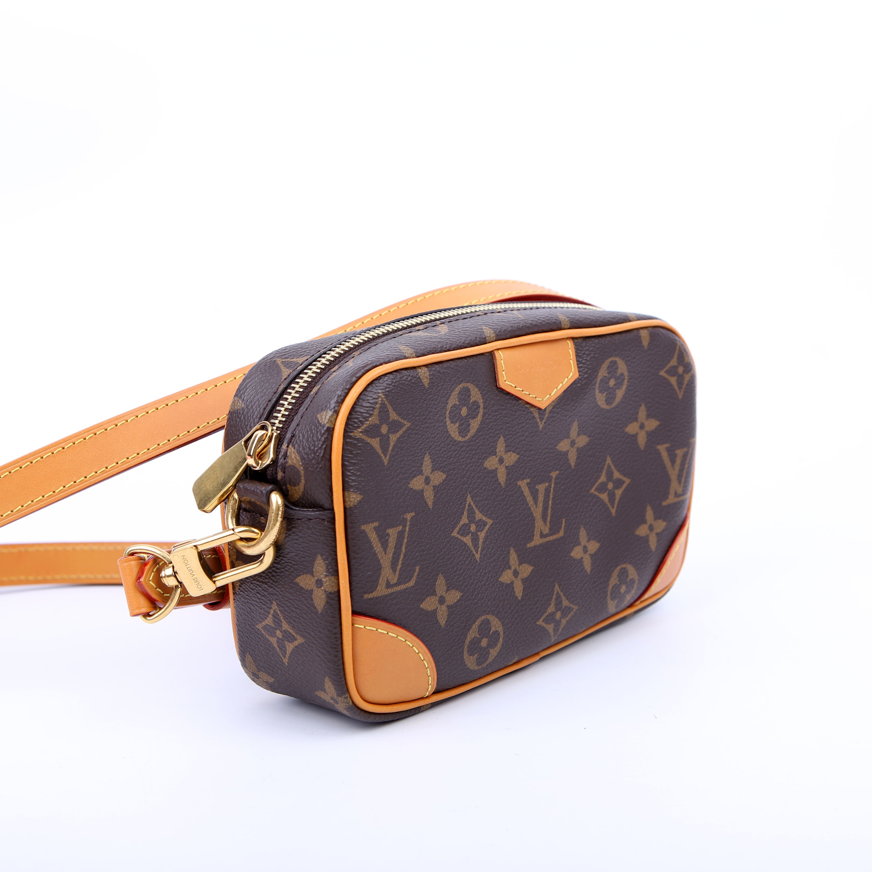 Trocadero Wearable Wallet Monogram