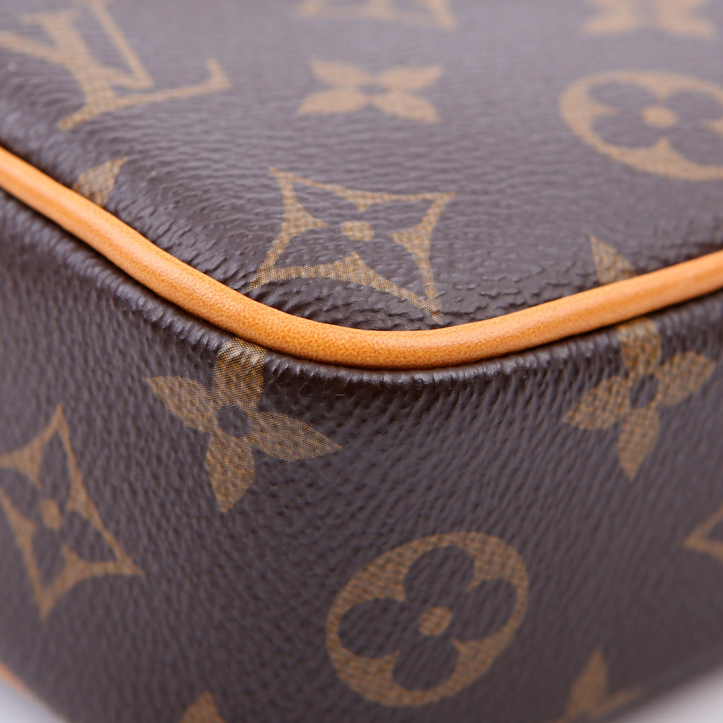 Trocadero Wearable Wallet Monogram