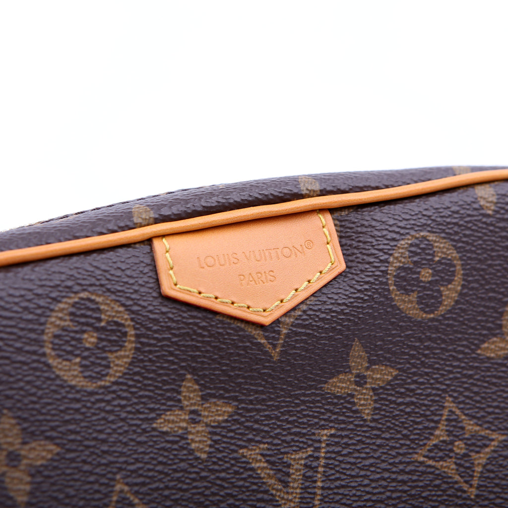 Trocadero Wearable Wallet Monogram
