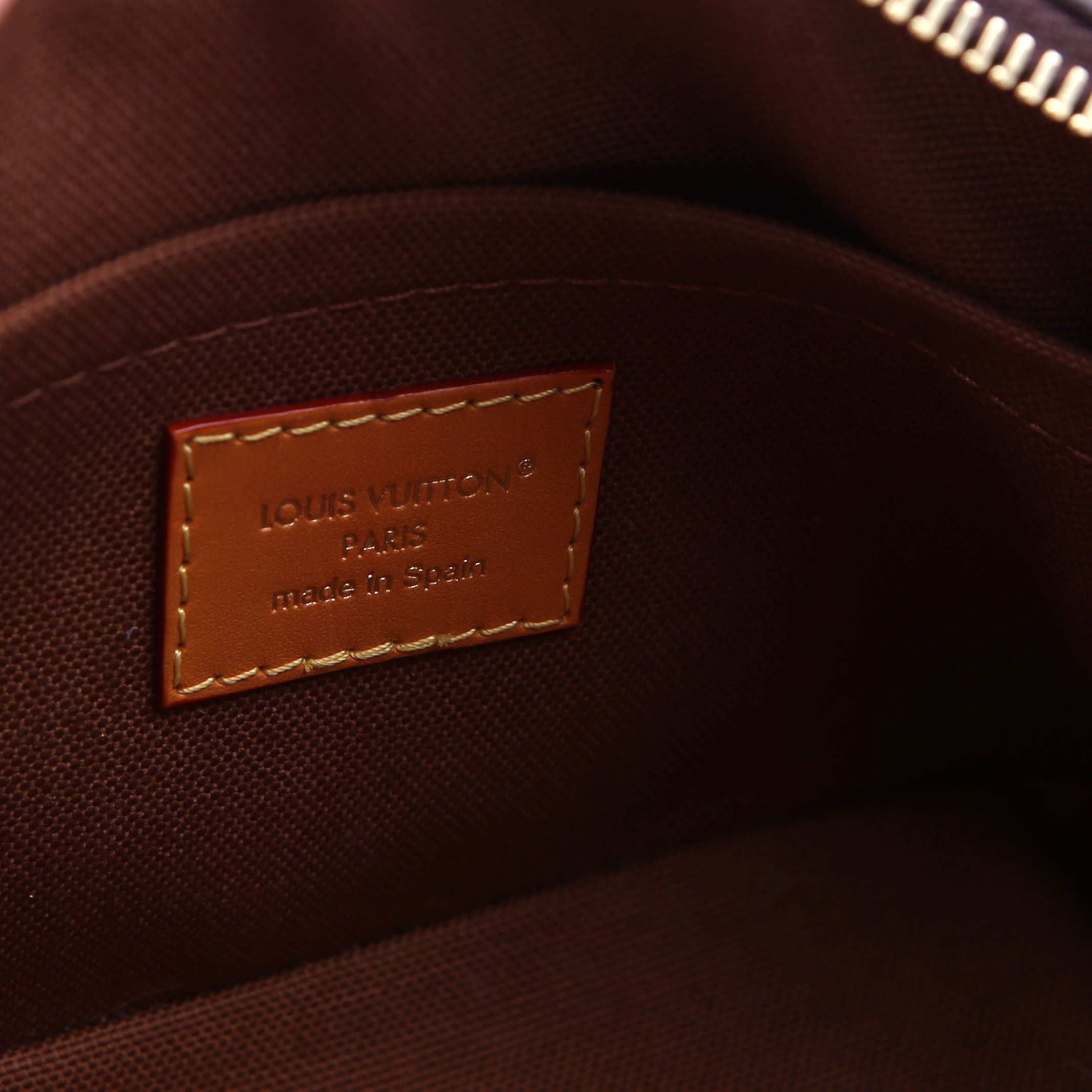 Trocadero Wearable Wallet Monogram