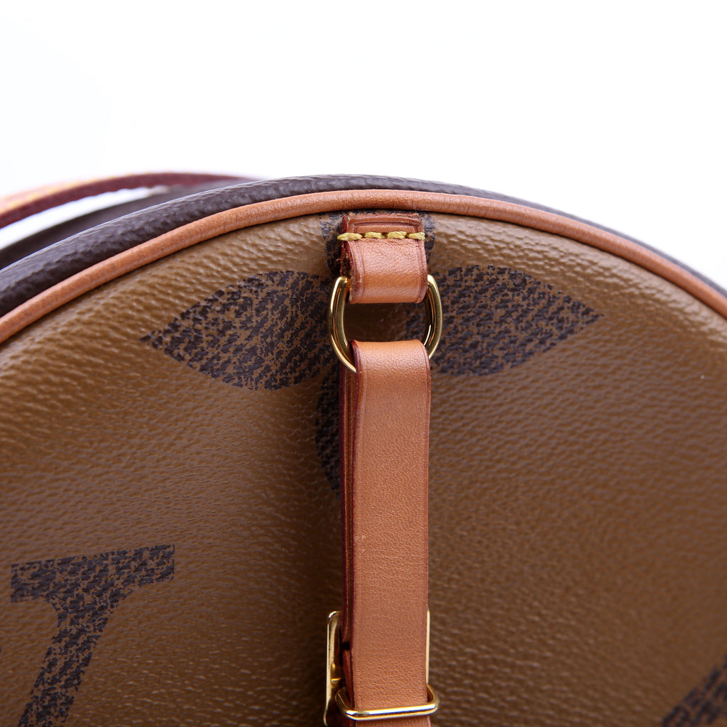 Boite Chapeau Reverse Giant Monogram