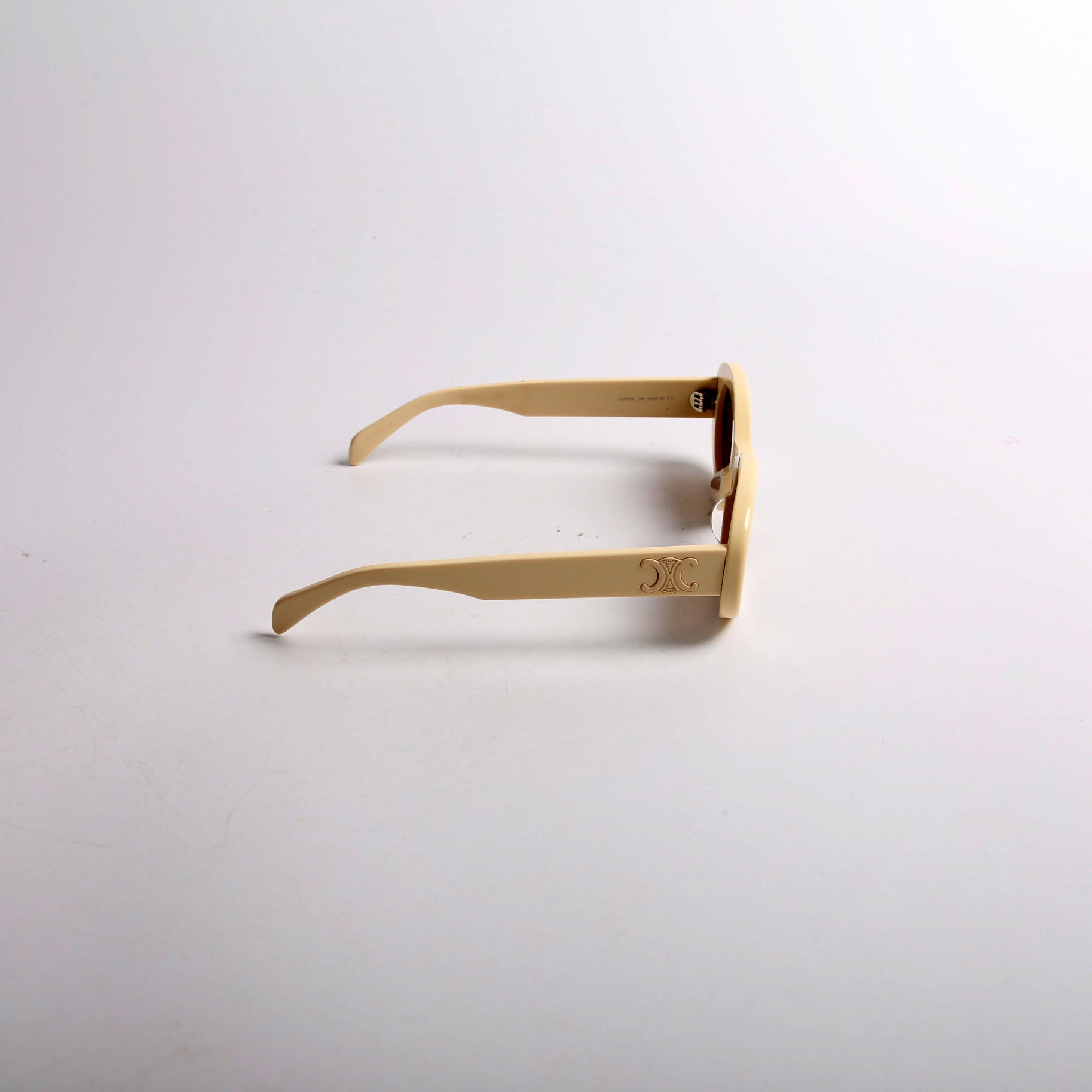 CL40194U Oval Sunglasses Cream