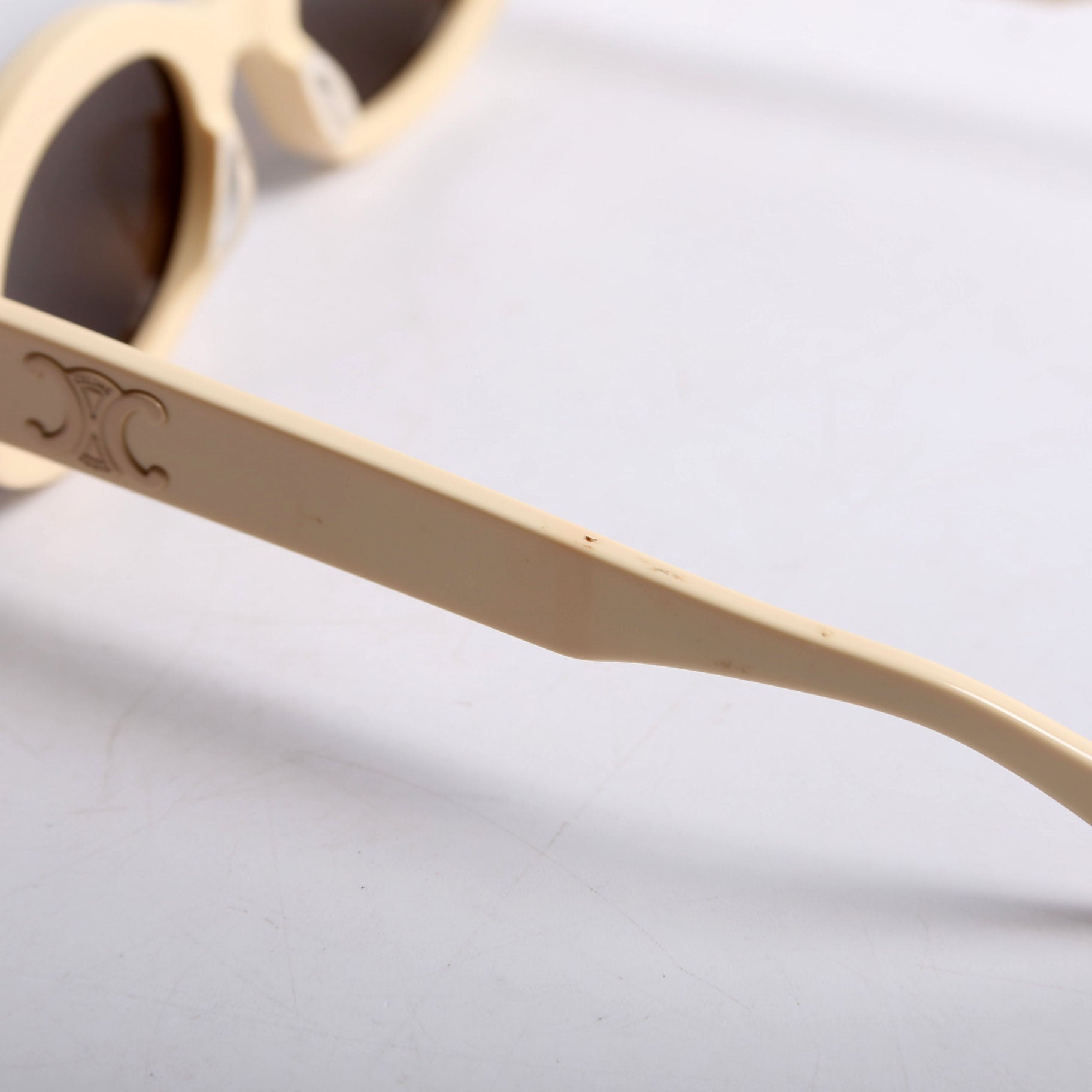 CL40194U Oval Sunglasses Cream