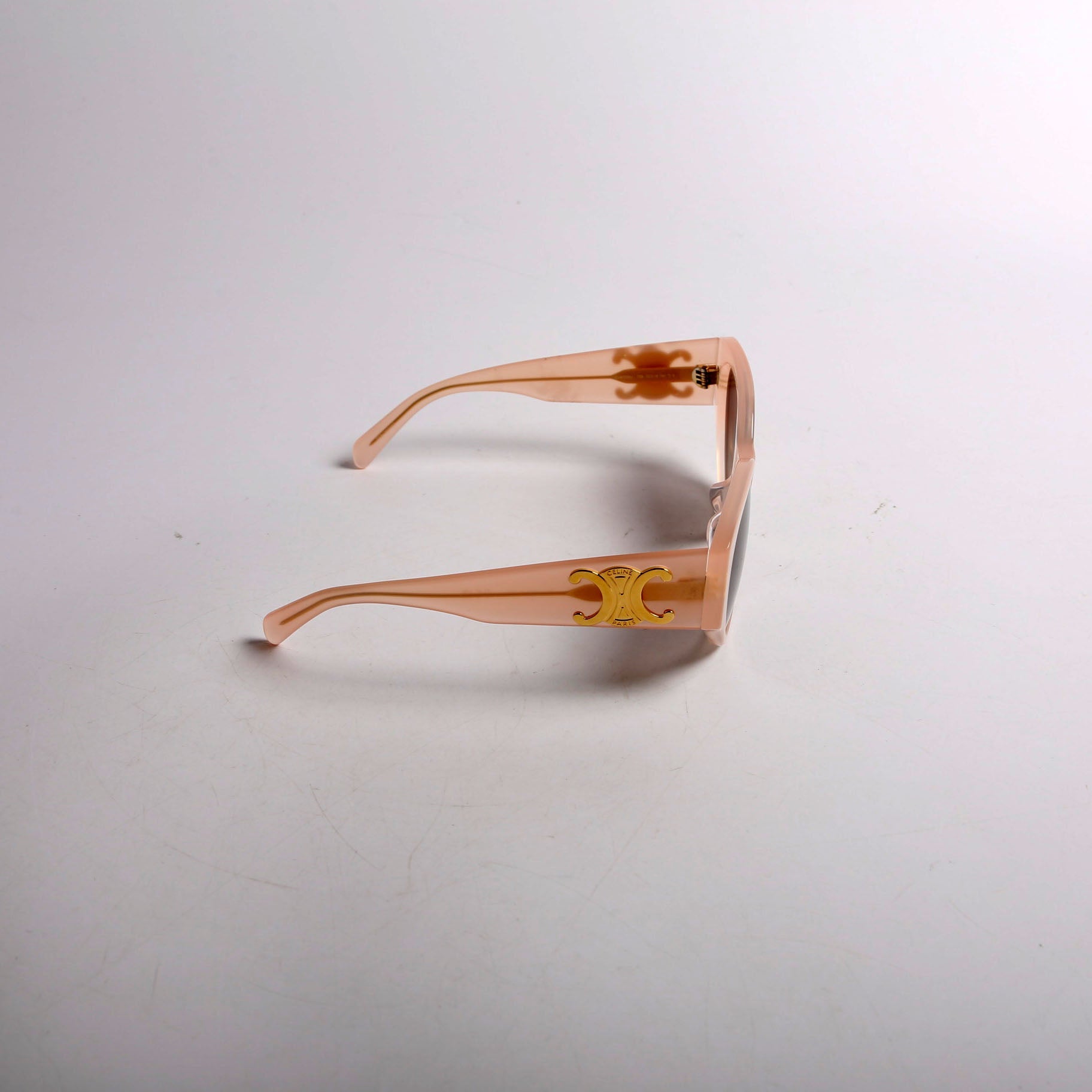 CL40328U Triomphe Sunglasses Pink