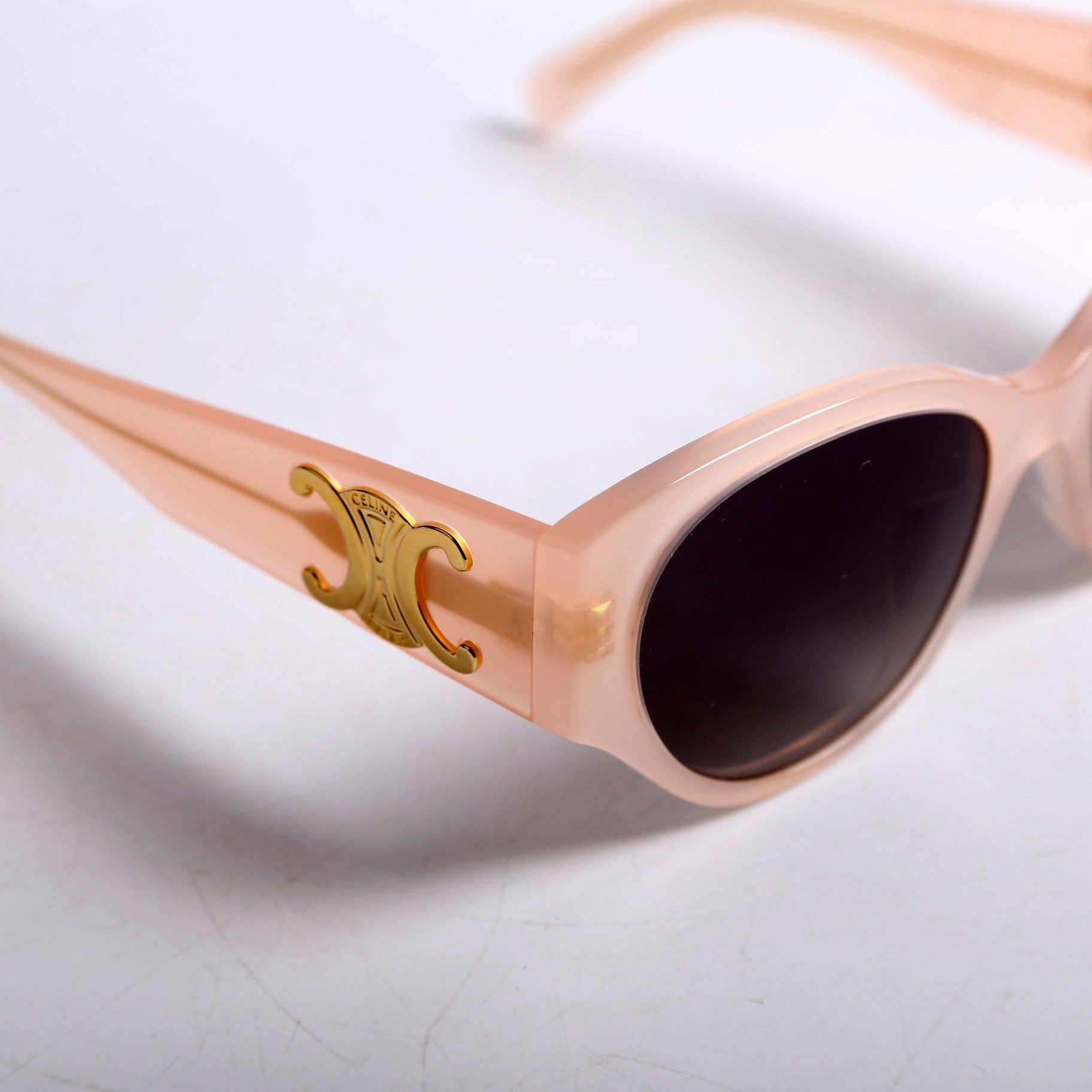 CL40328U Triomphe Sunglasses Pink