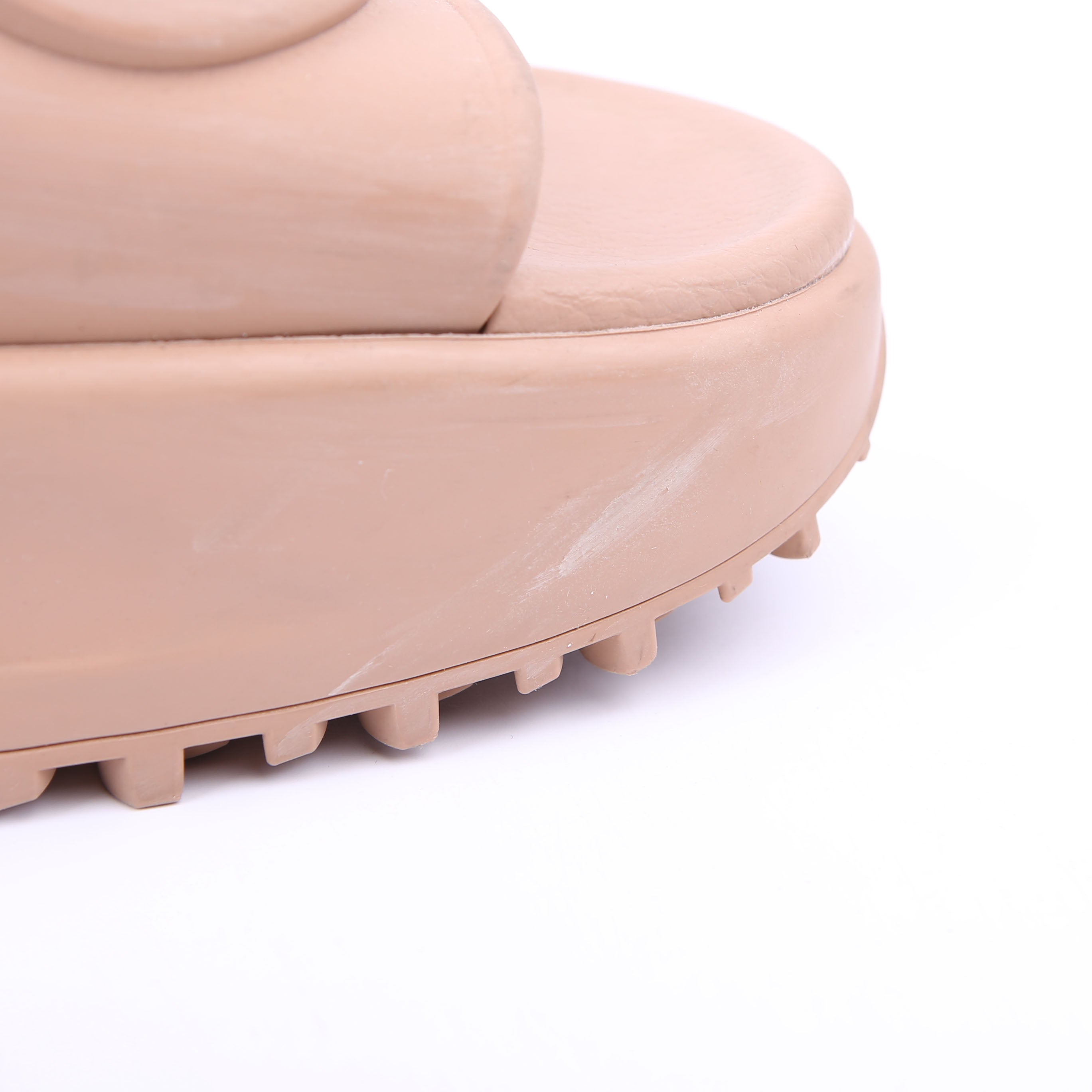 Gucci Interlocking GG Rubber Slides Size 36 Tan