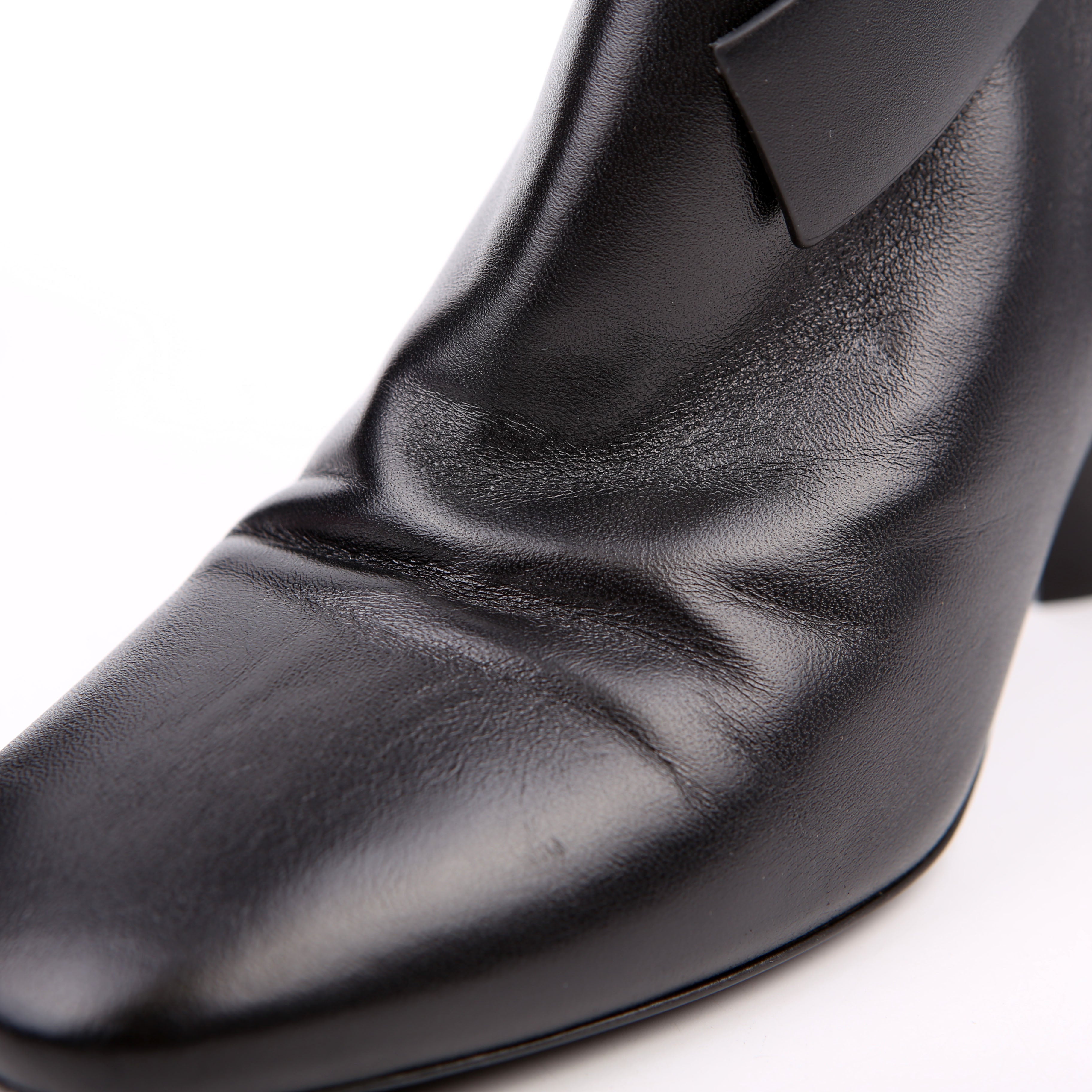 Belted Silhouette Leather Boots Size 39 Black