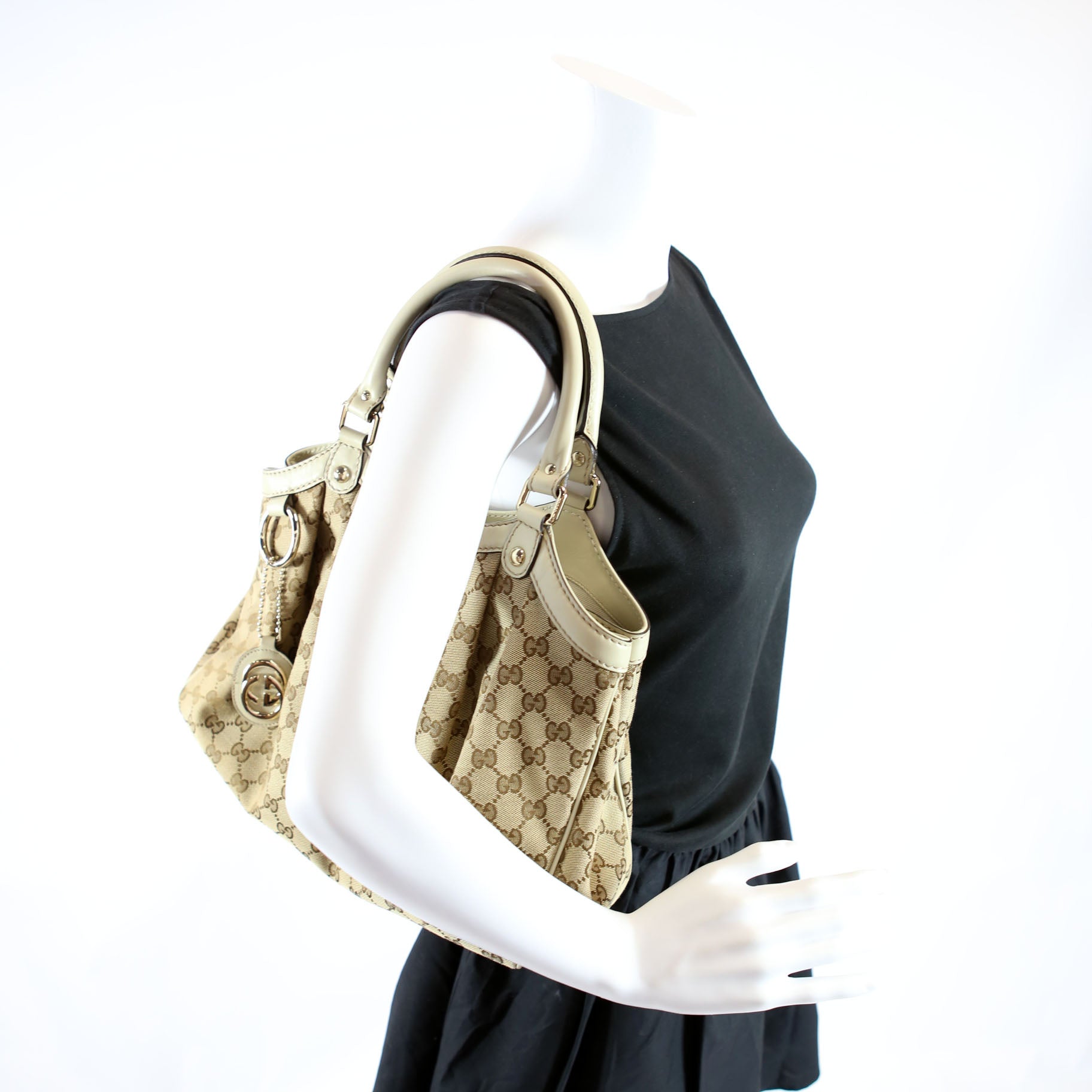 211944 Sukey GG Canvas Medium Beige/Tan