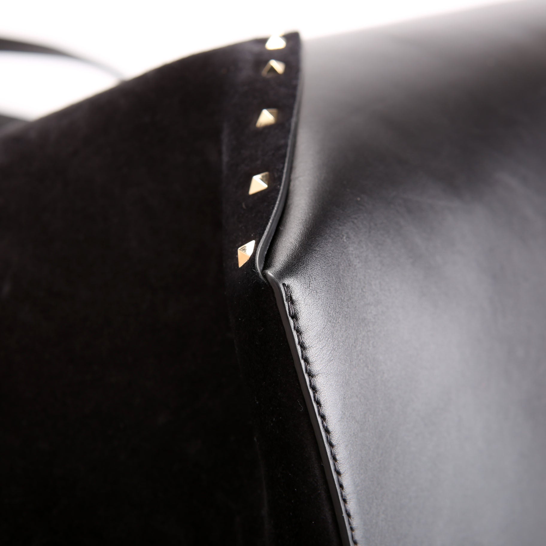 Rockstud Wispy Tote Suede/Leather Black