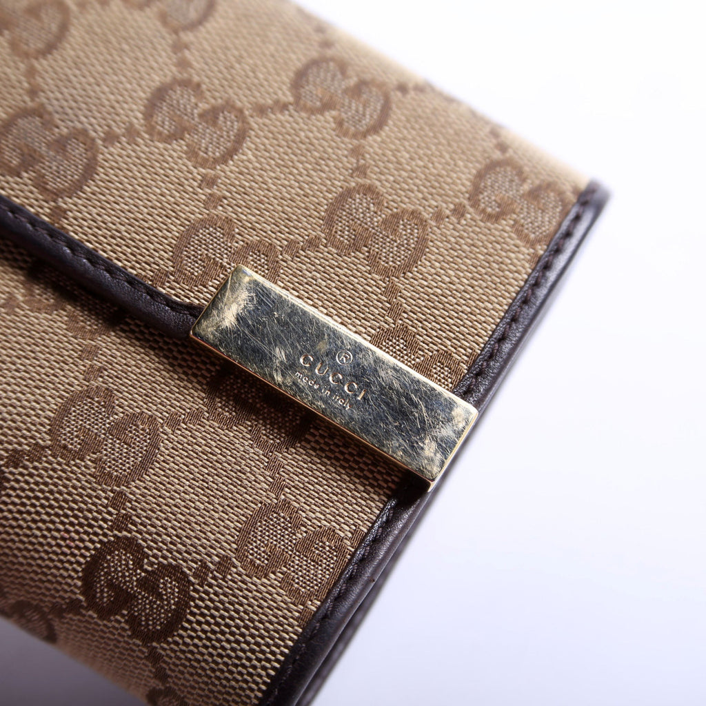 256935 GG Canvas Tri-Fold Compact Wallet