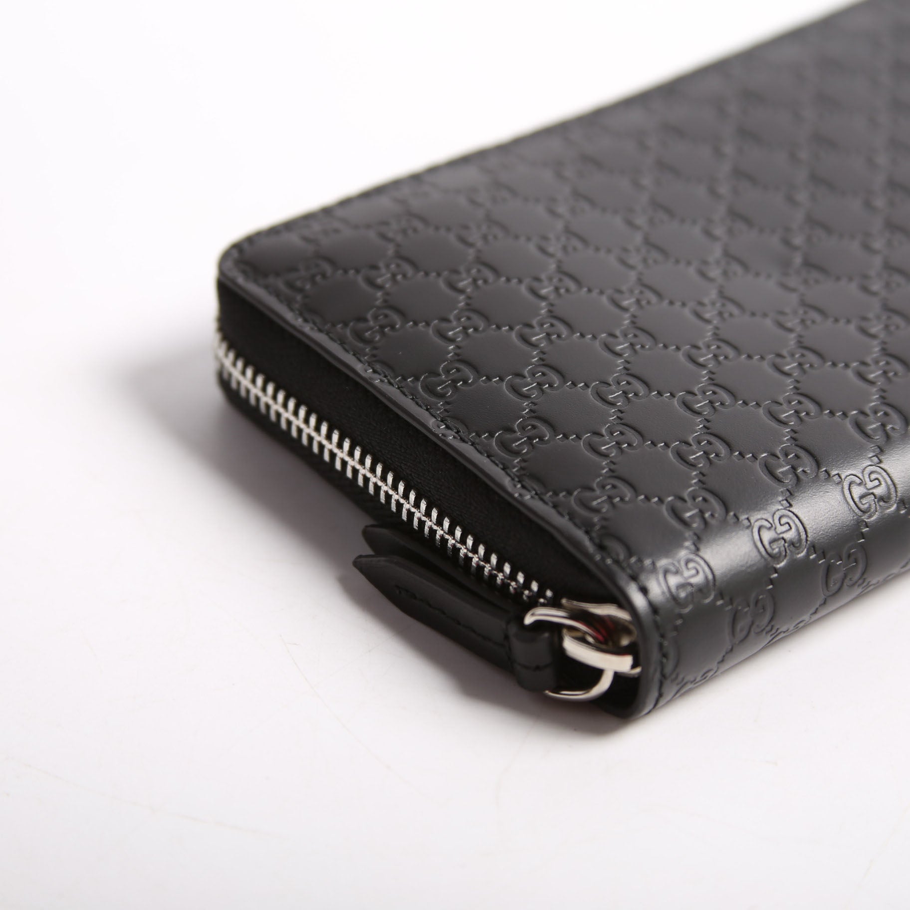 449391 Micro Guccissima Zip Around Wallet Black