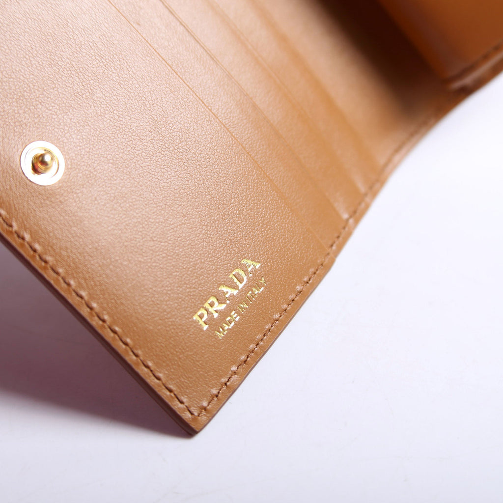 1MV204 Small Leather Wallet Brown
