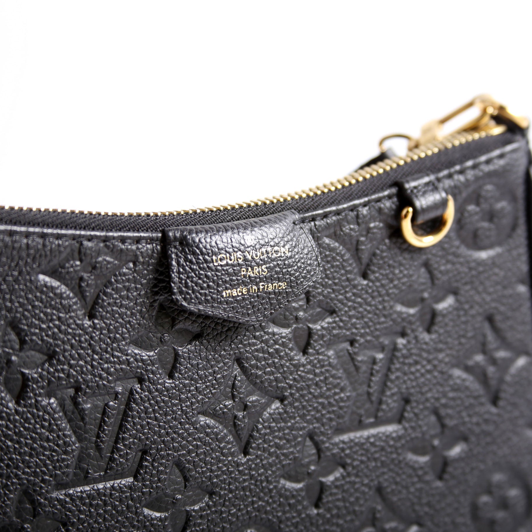 Easy Pouch On Strap Empreinte Black