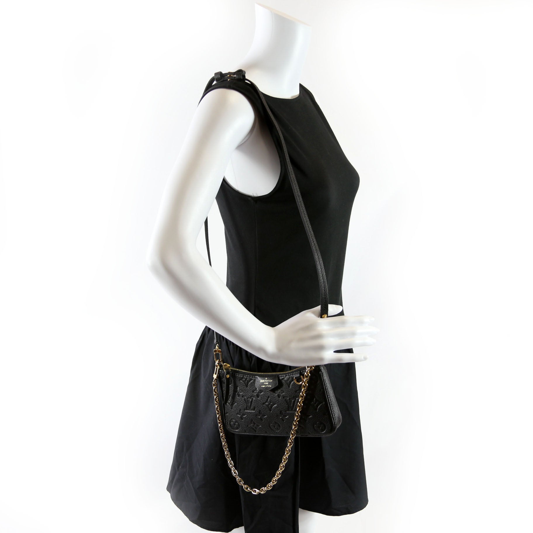Easy Pouch On Strap Empreinte Black