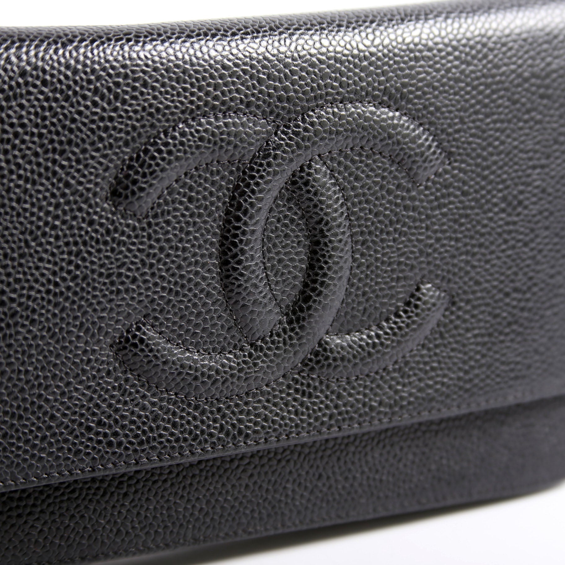 WOC Timeless CC Caviar Black