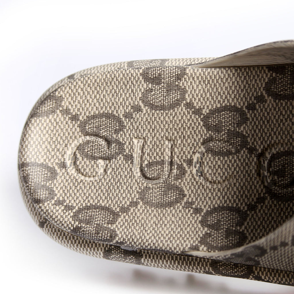 Interlocking G Rubber Platform Slides Size 38