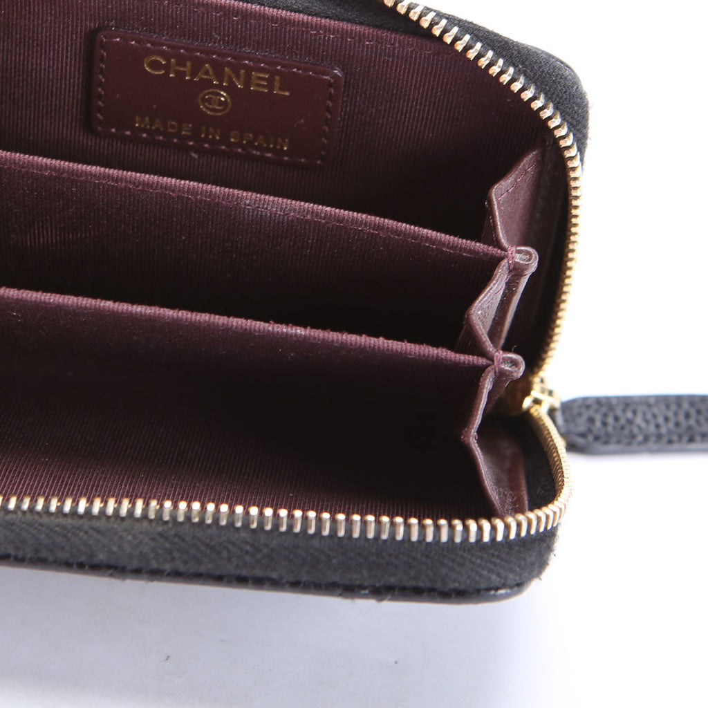Classic Quilted Zippy Coin Purse Caviar 29M Black