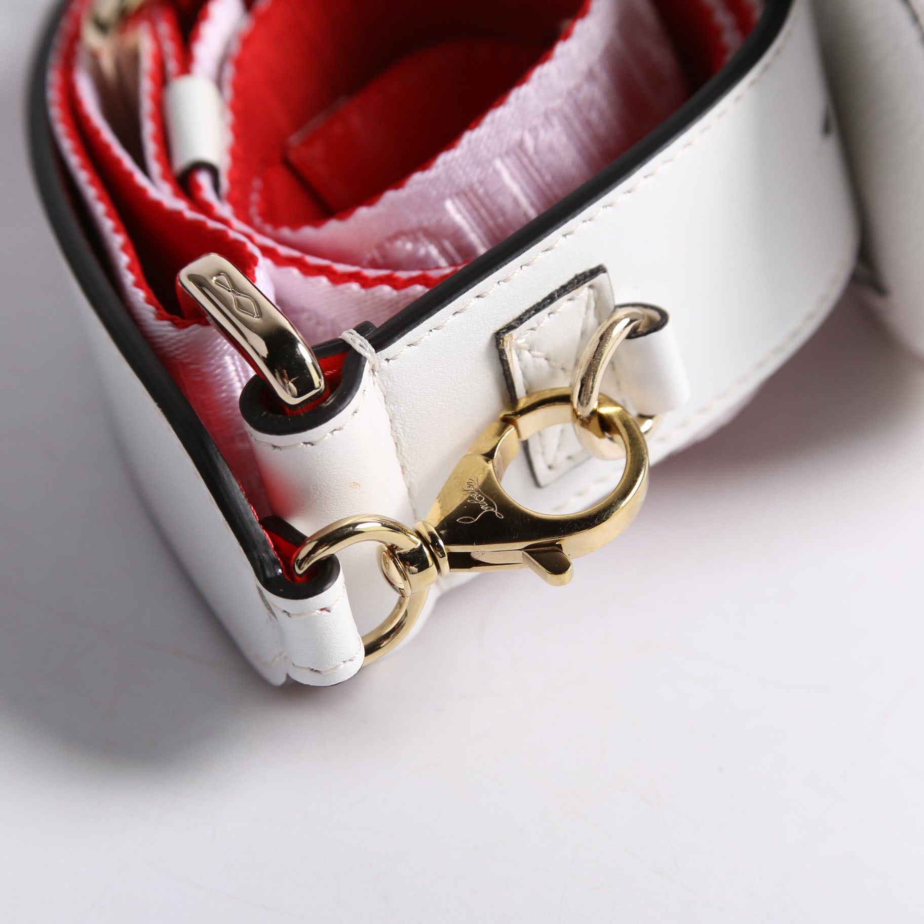 Loubila Hybrid Strap With Pouch