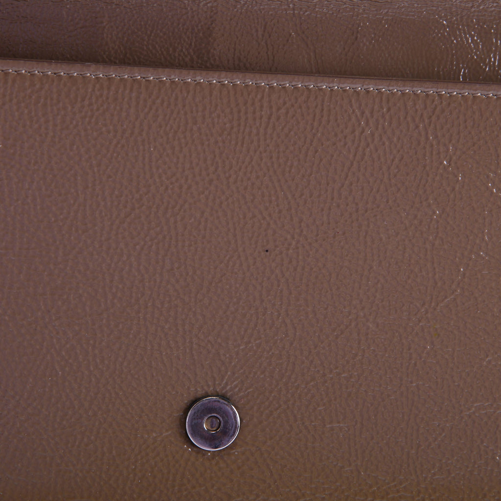 Belle De Jour Clutch Texture Patent 203855
