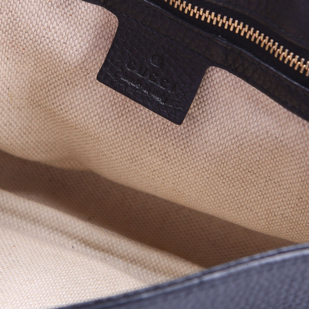 336752 Soho Chain Crossbody Medium