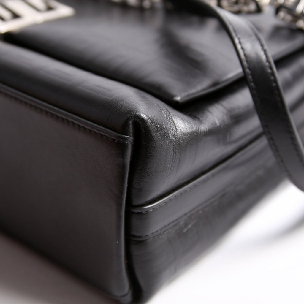 4G Soft Medium Leather Black
