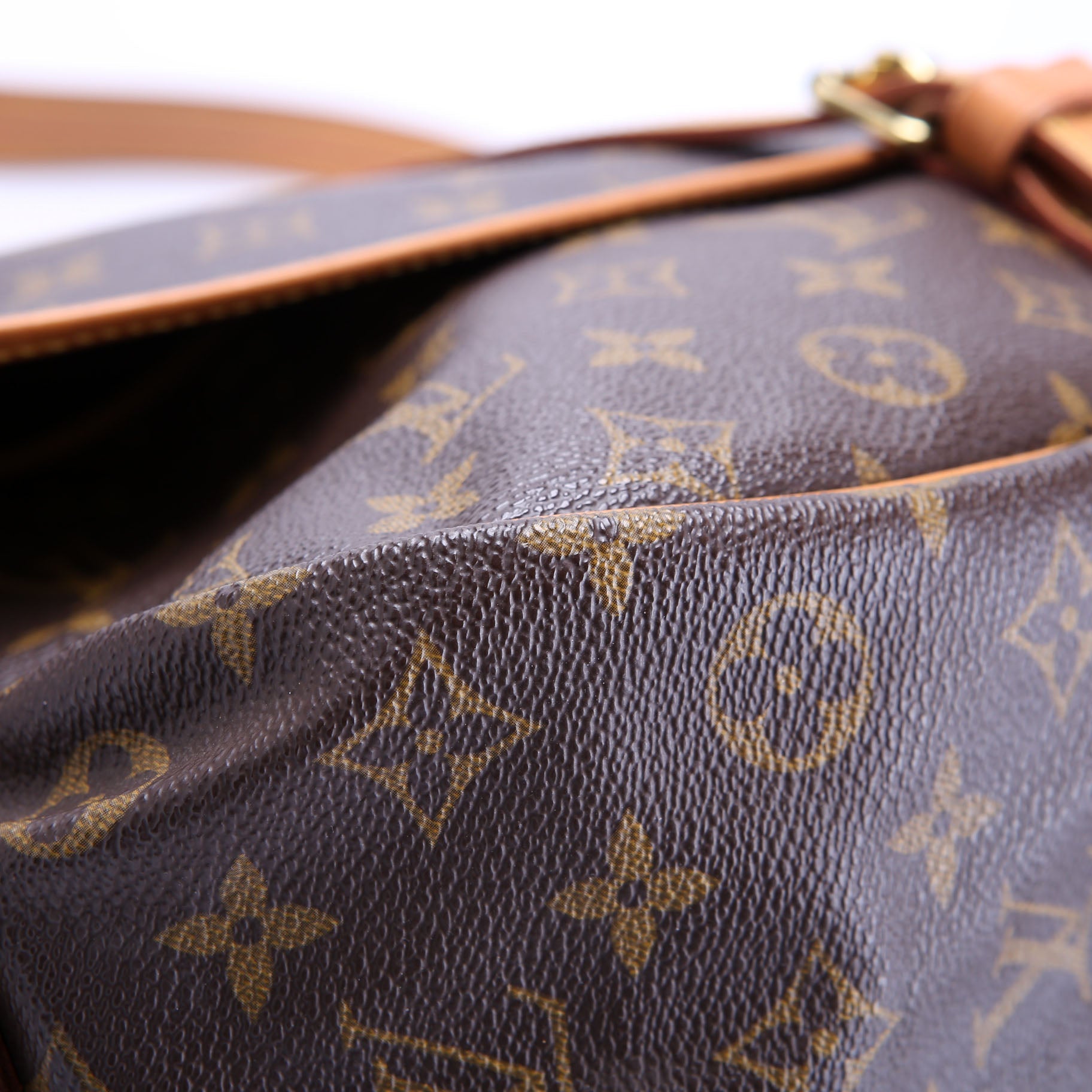 Saumur 35 Monogram