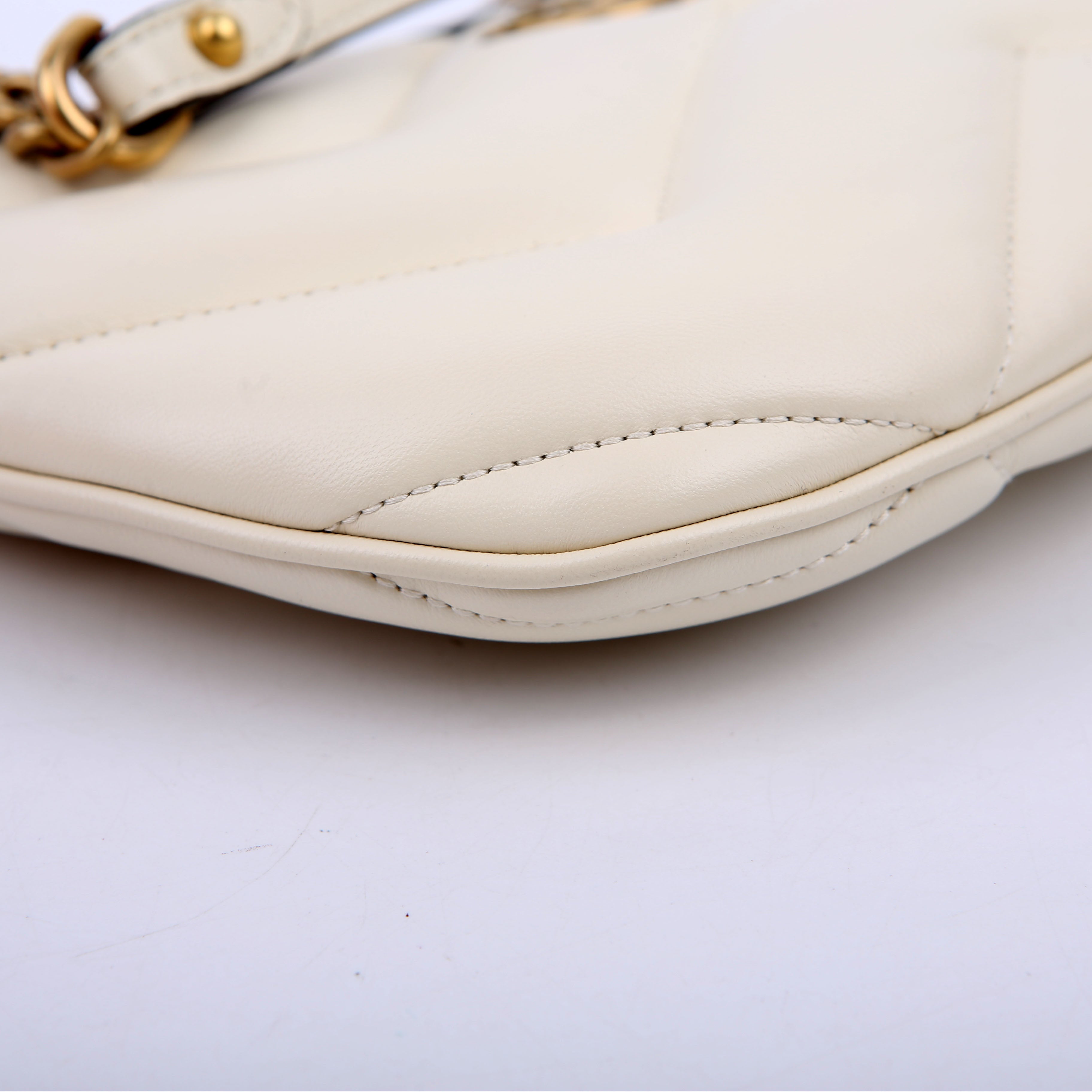Gucci 777263 GG Marmont Small Shoulder White