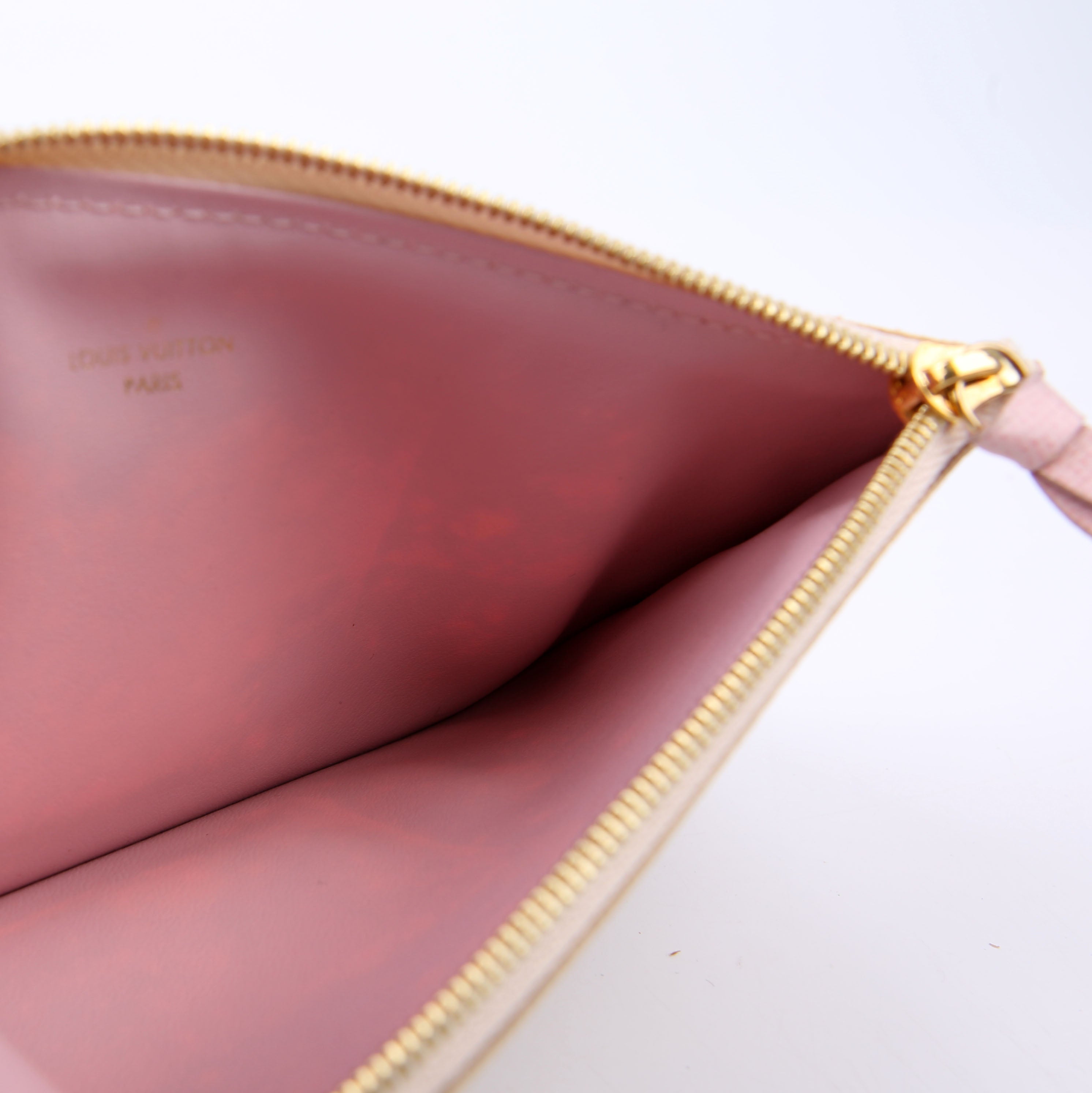 Pochette Felicie Damier Azur Pink