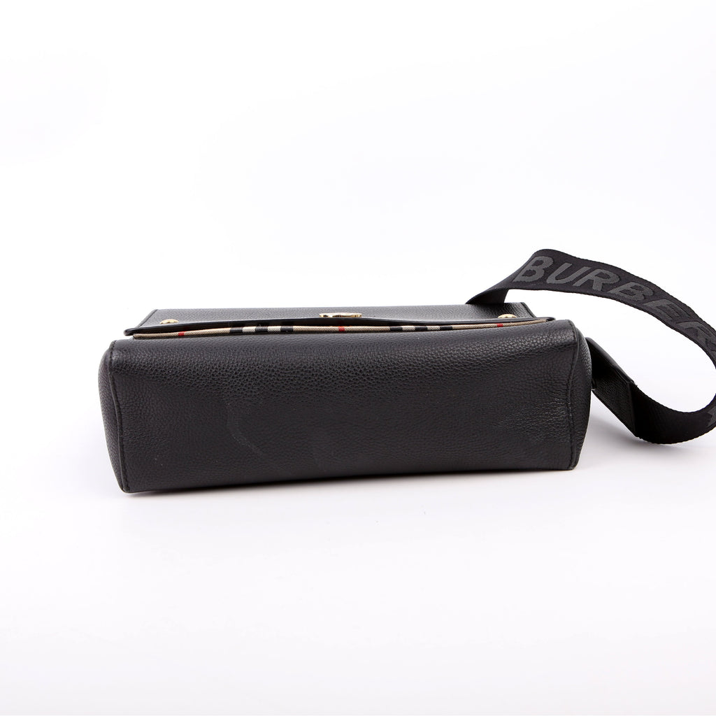 Vintage Check Note Crossbody Bag Black