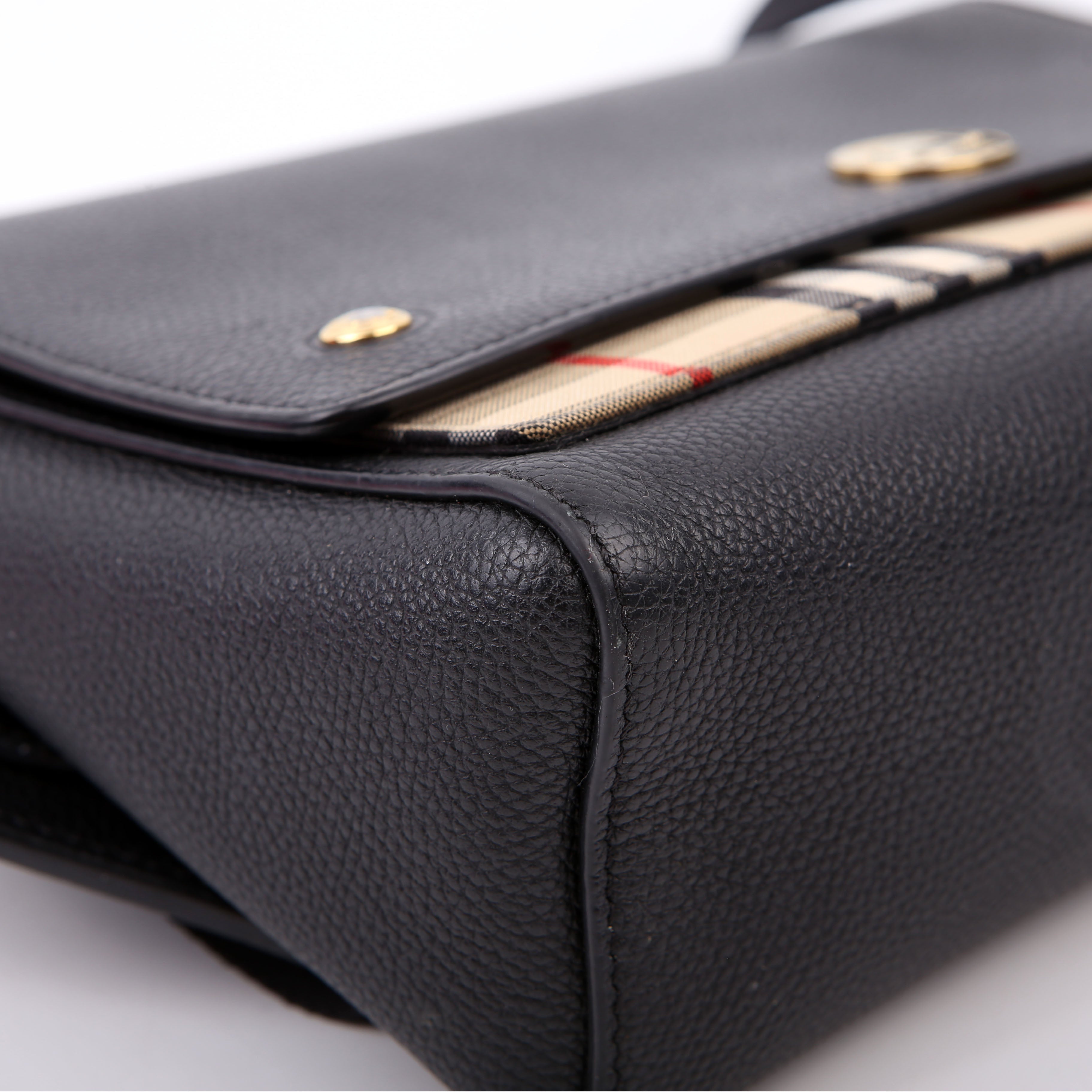 Vintage Check Note Crossbody Bag Black