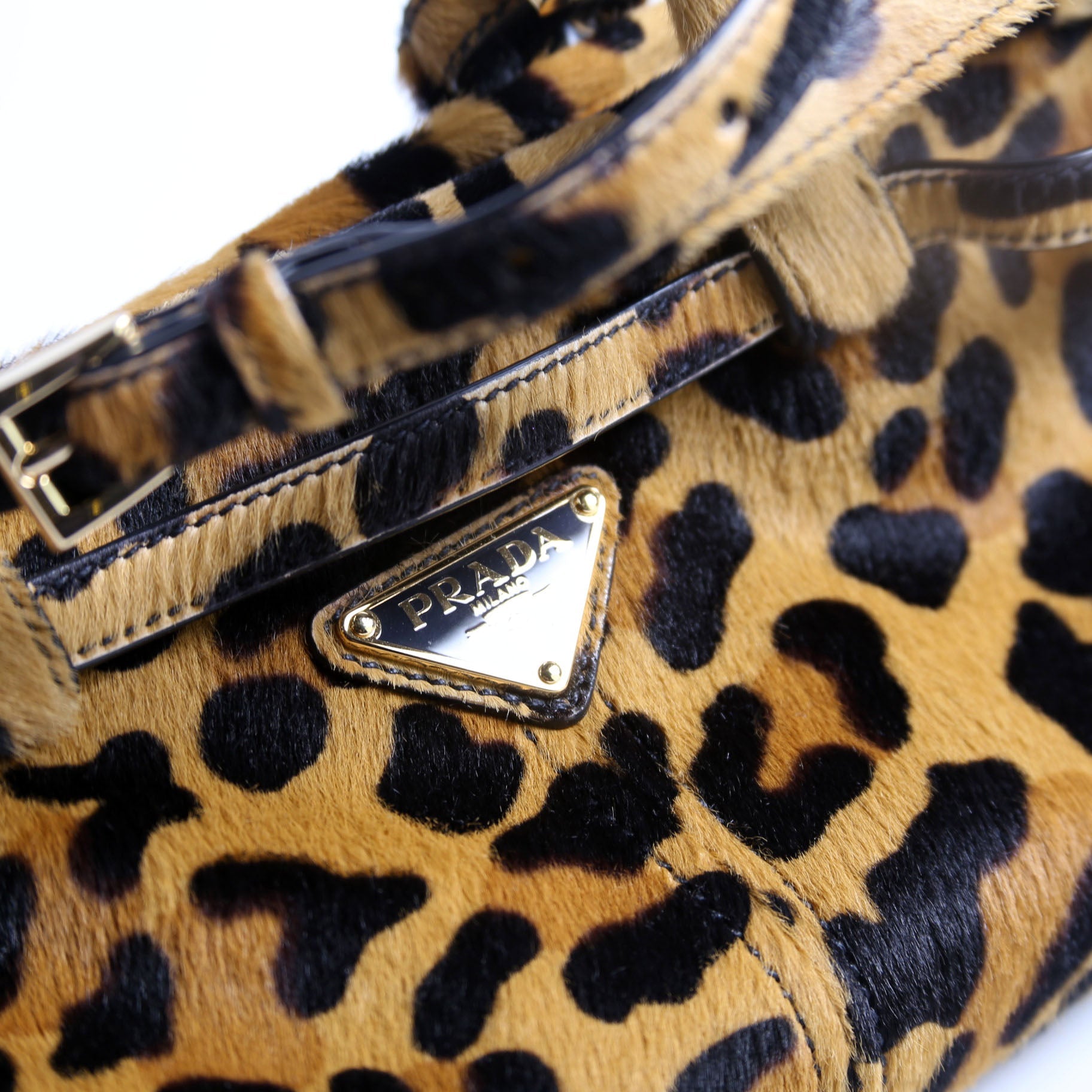 1BA426 Bonnie Medium Calf Hair Shoulder