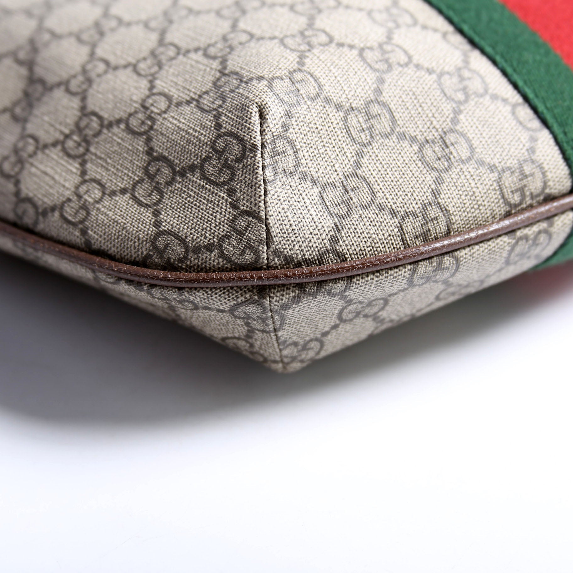Gucci 598125 Ophidia GG Supreme Small Shoulder Bag Brown