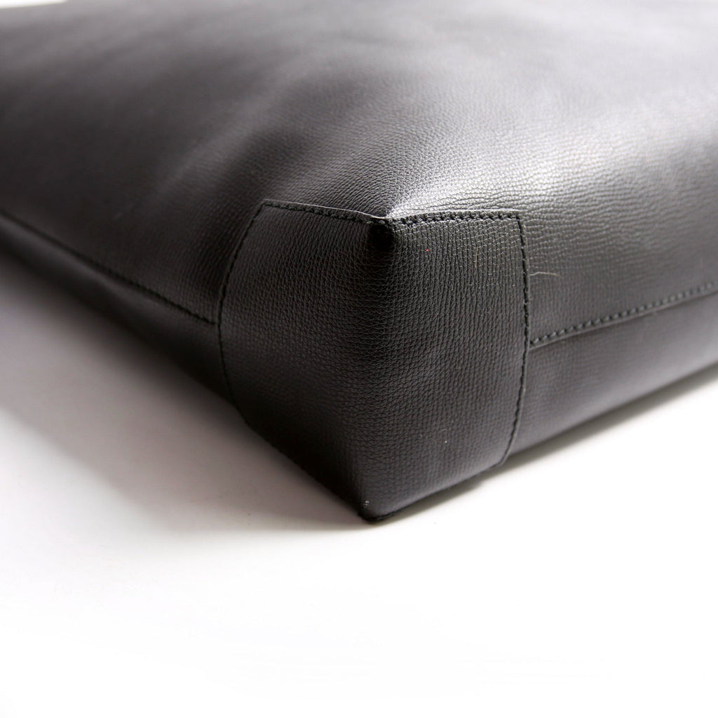 Grainy Leather Haymarket Check Vertical Tote